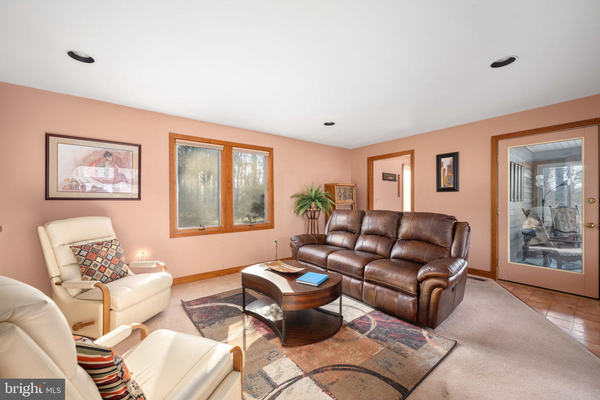 TARA WOODS - Residential