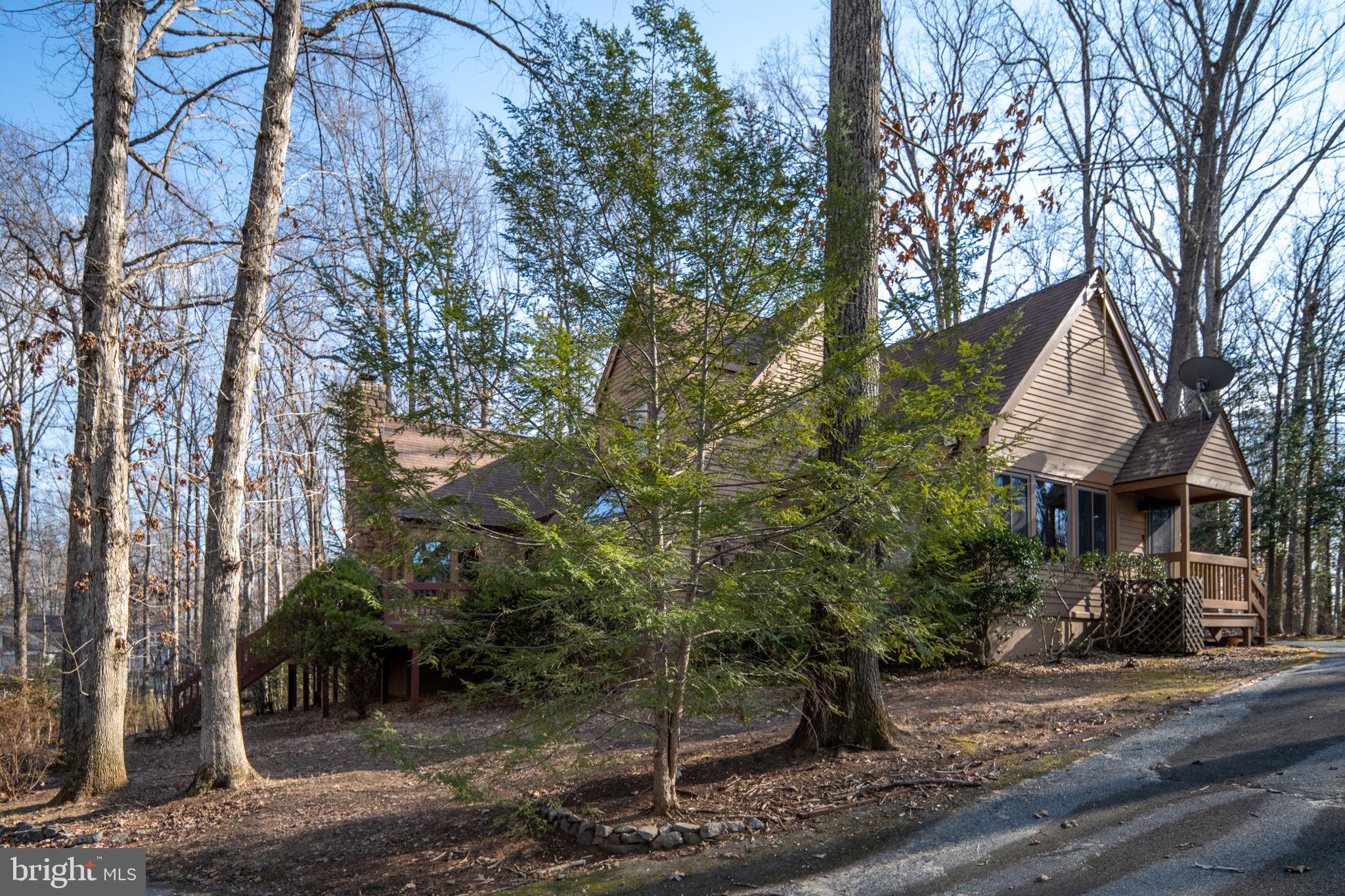 TARA WOODS - Residential