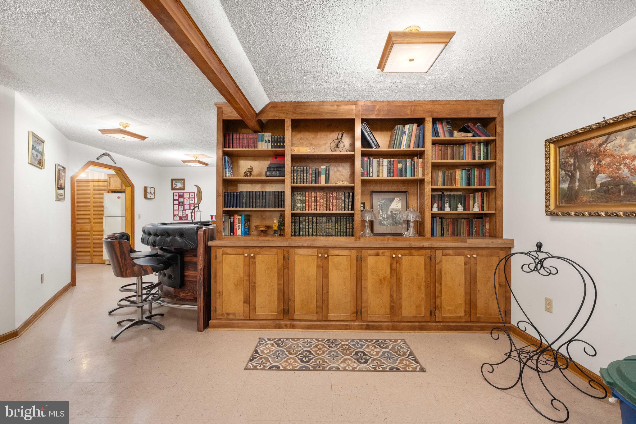 TARA WOODS - Residential