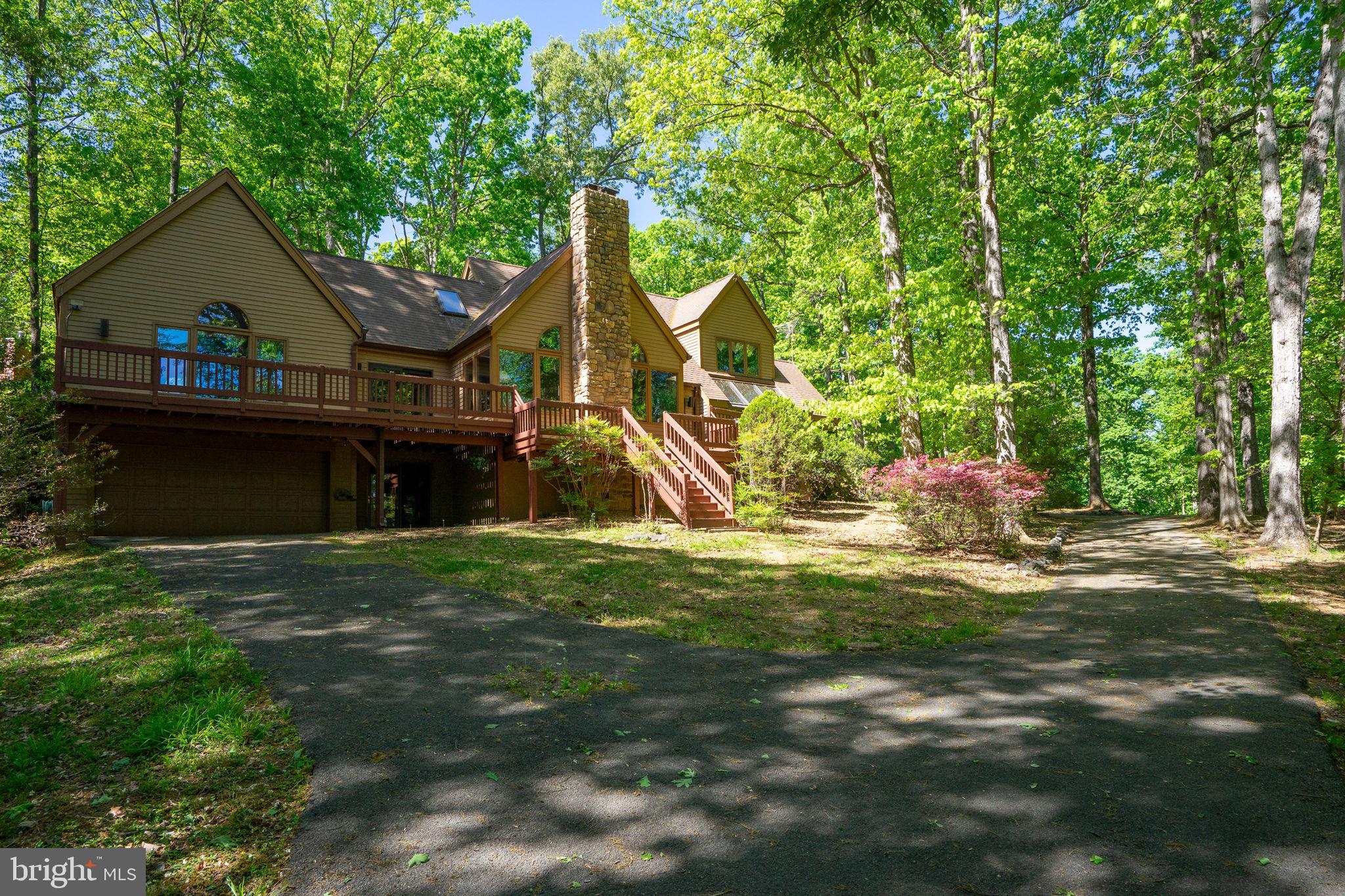 TARA WOODS - Residential