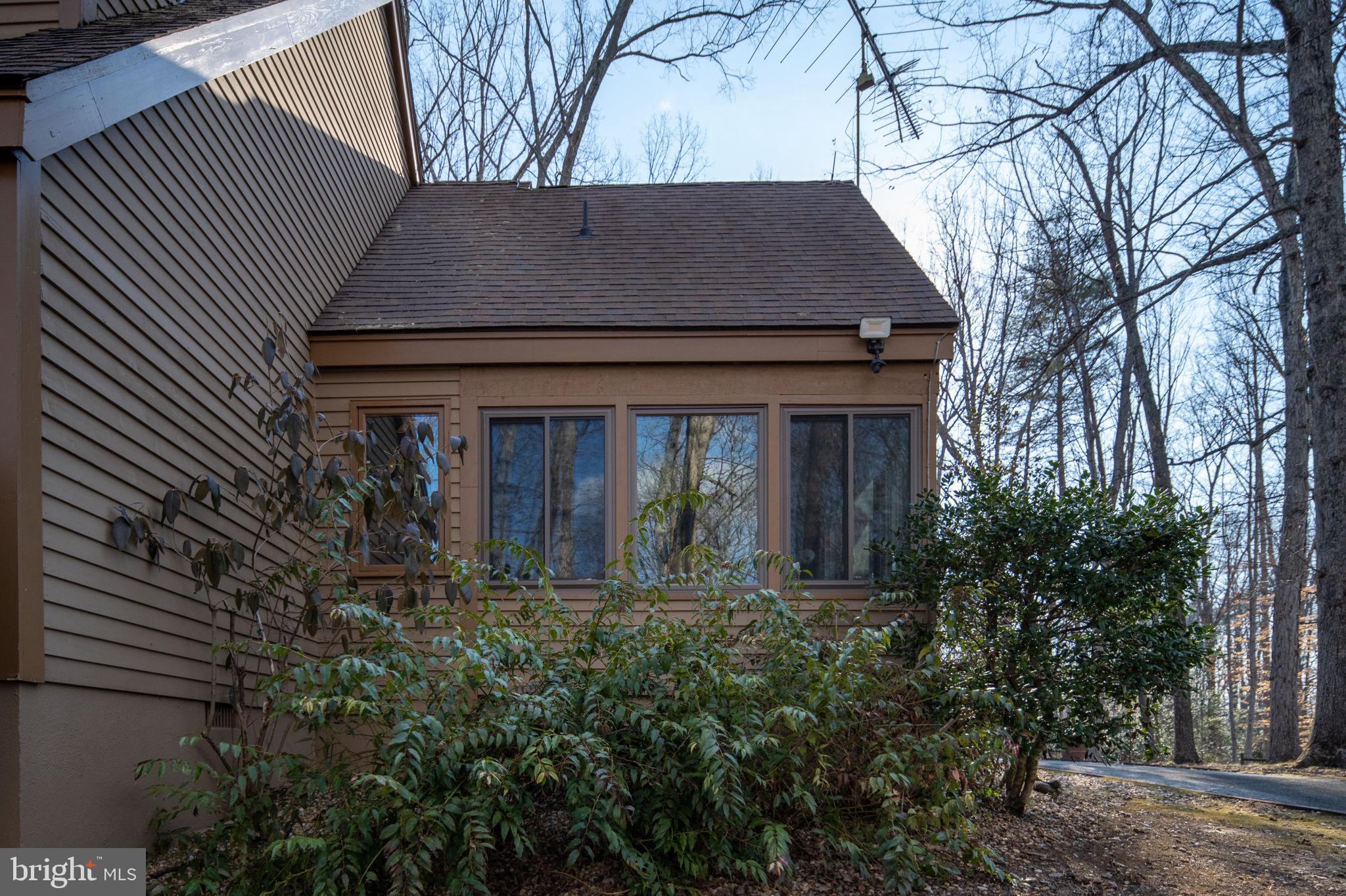 TARA WOODS - Residential