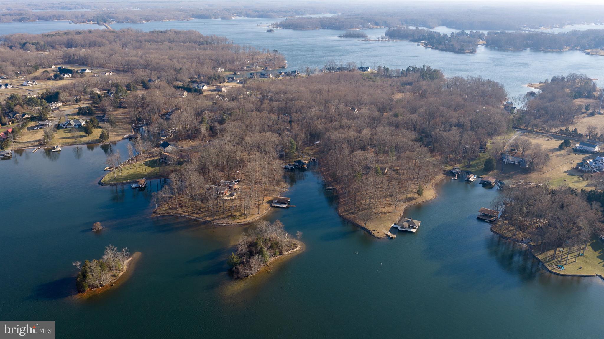 TARA WOODS - Residential