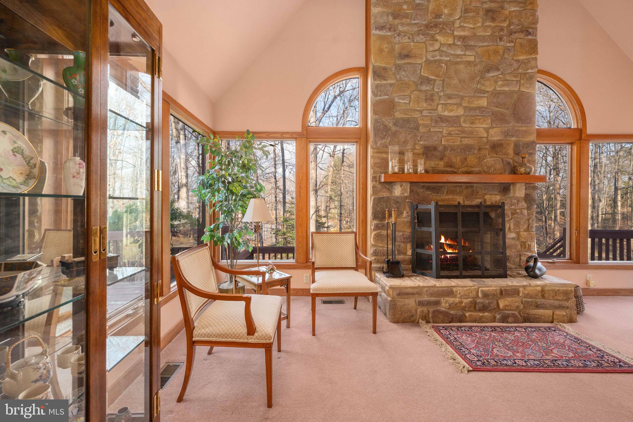 TARA WOODS - Residential