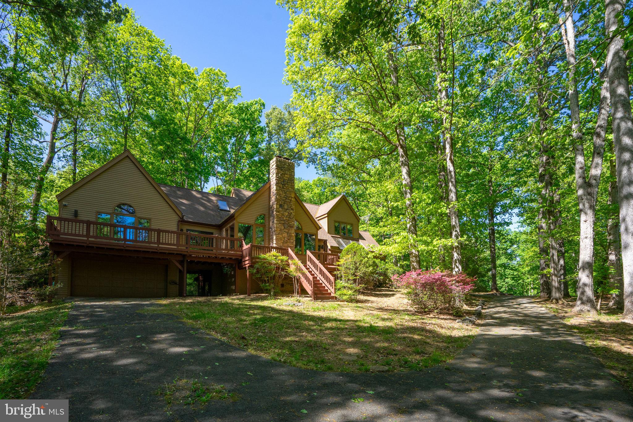 TARA WOODS - Residential