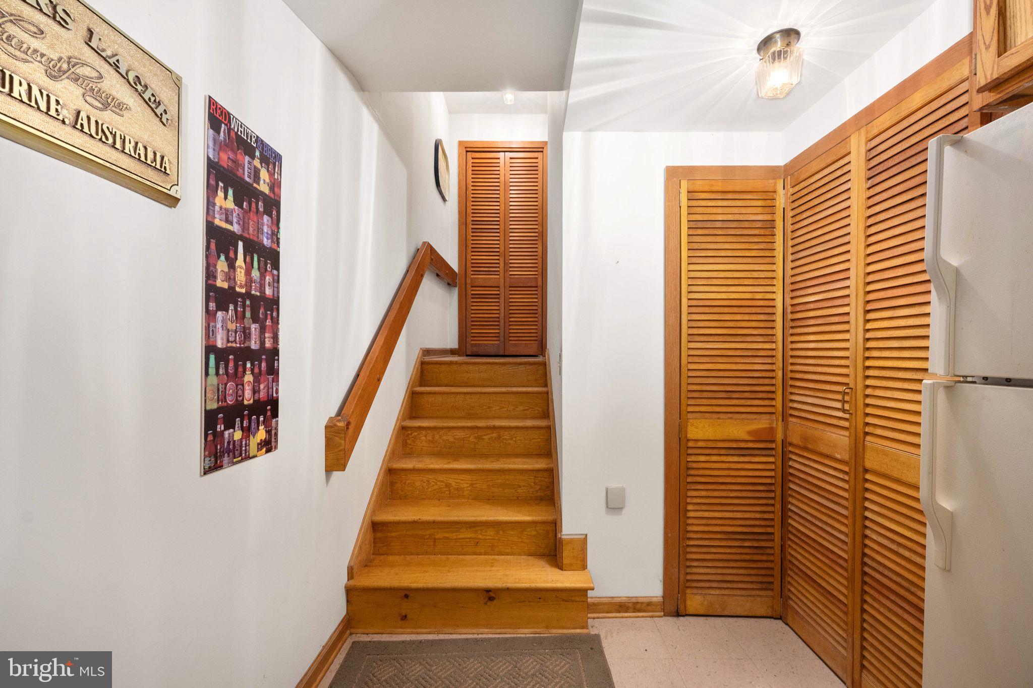 TARA WOODS - Residential