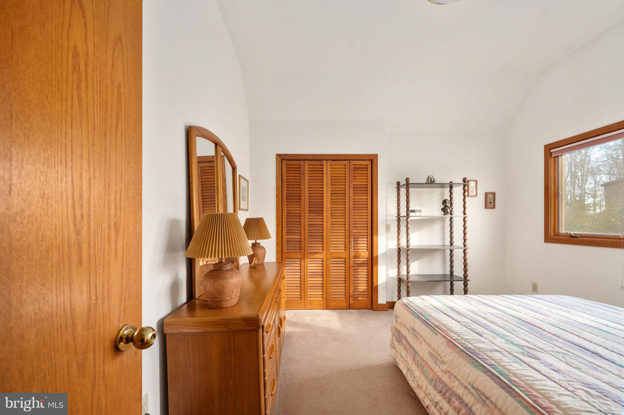 TARA WOODS - Residential