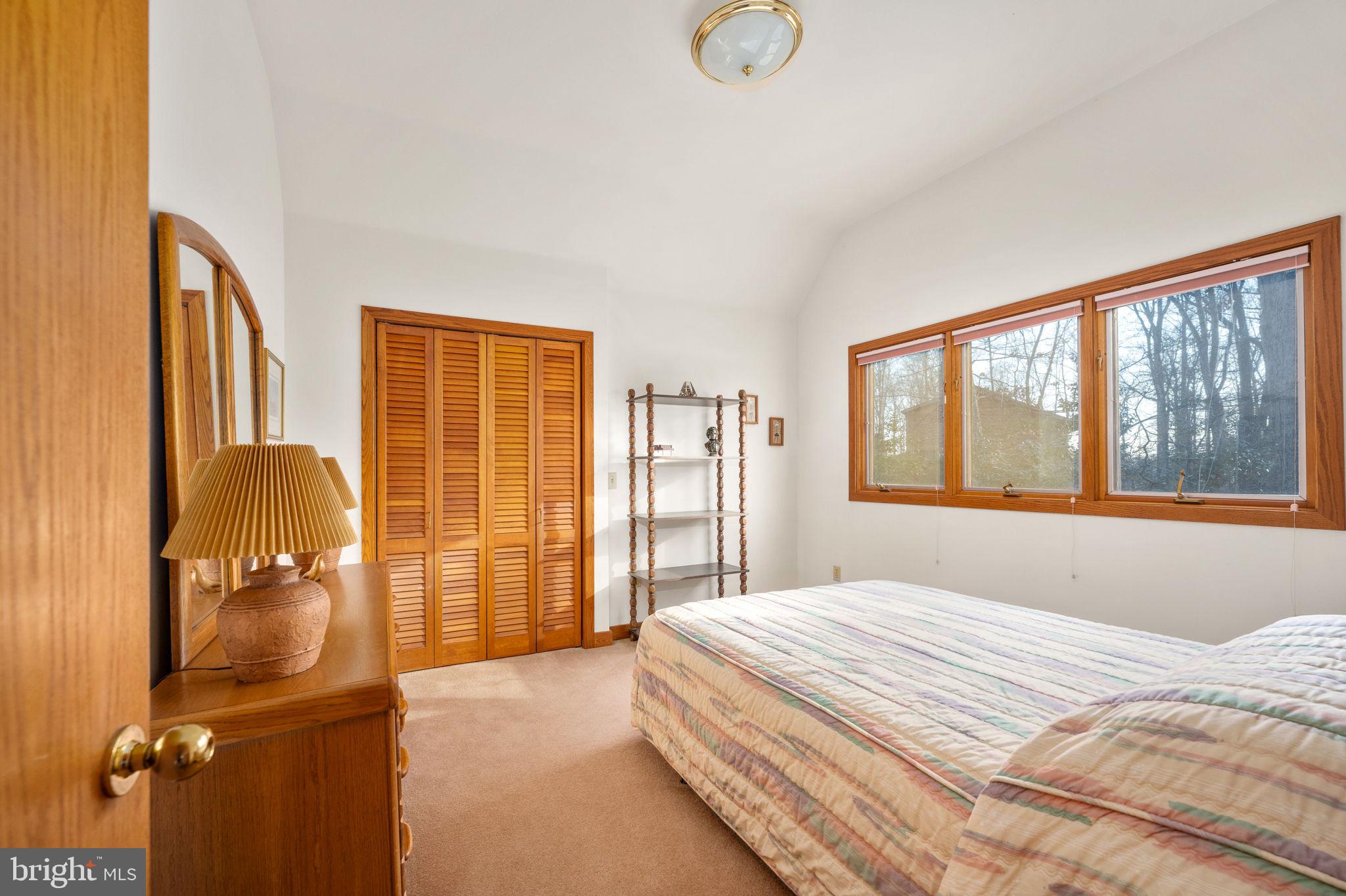 TARA WOODS - Residential