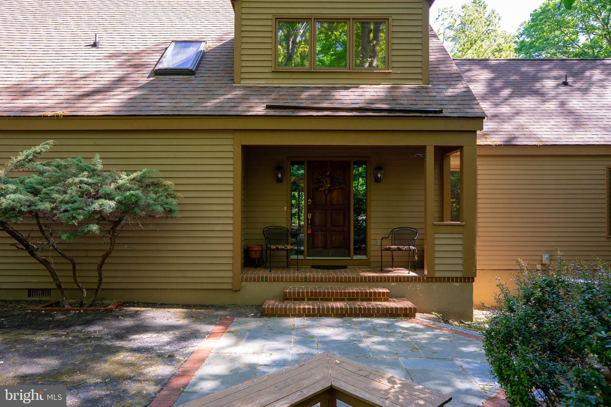 TARA WOODS - Residential
