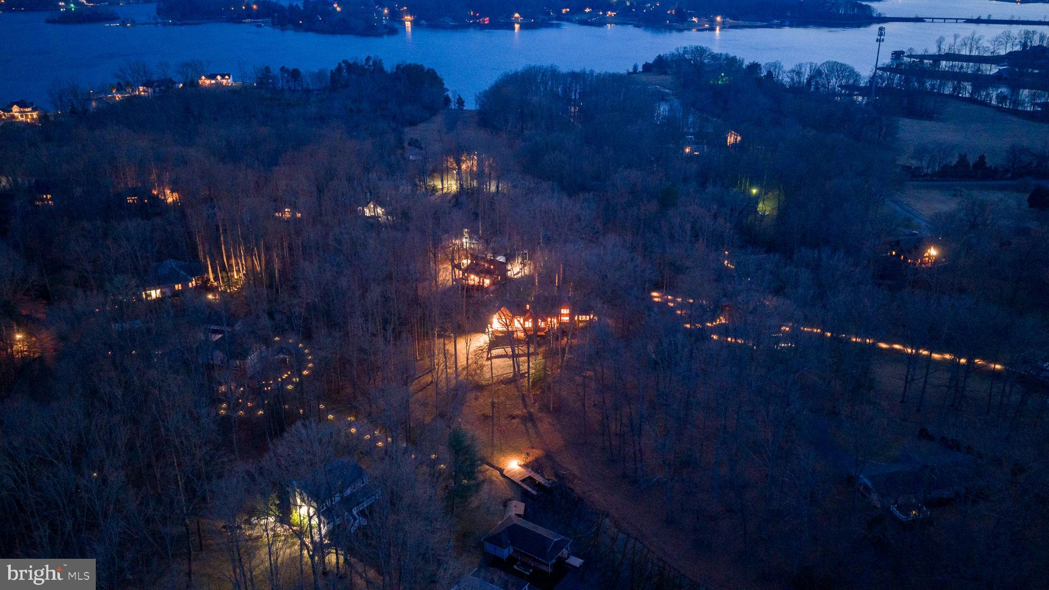 TARA WOODS - Residential