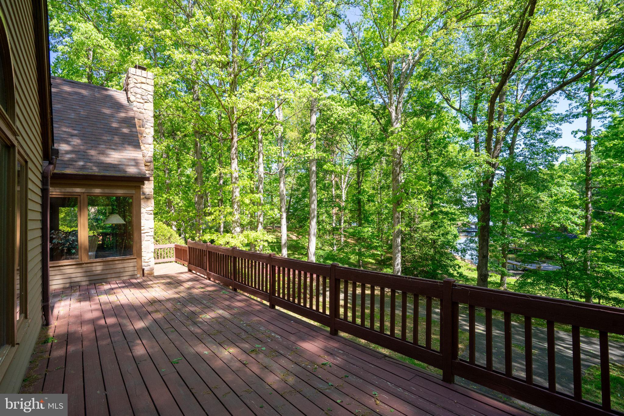 TARA WOODS - Residential