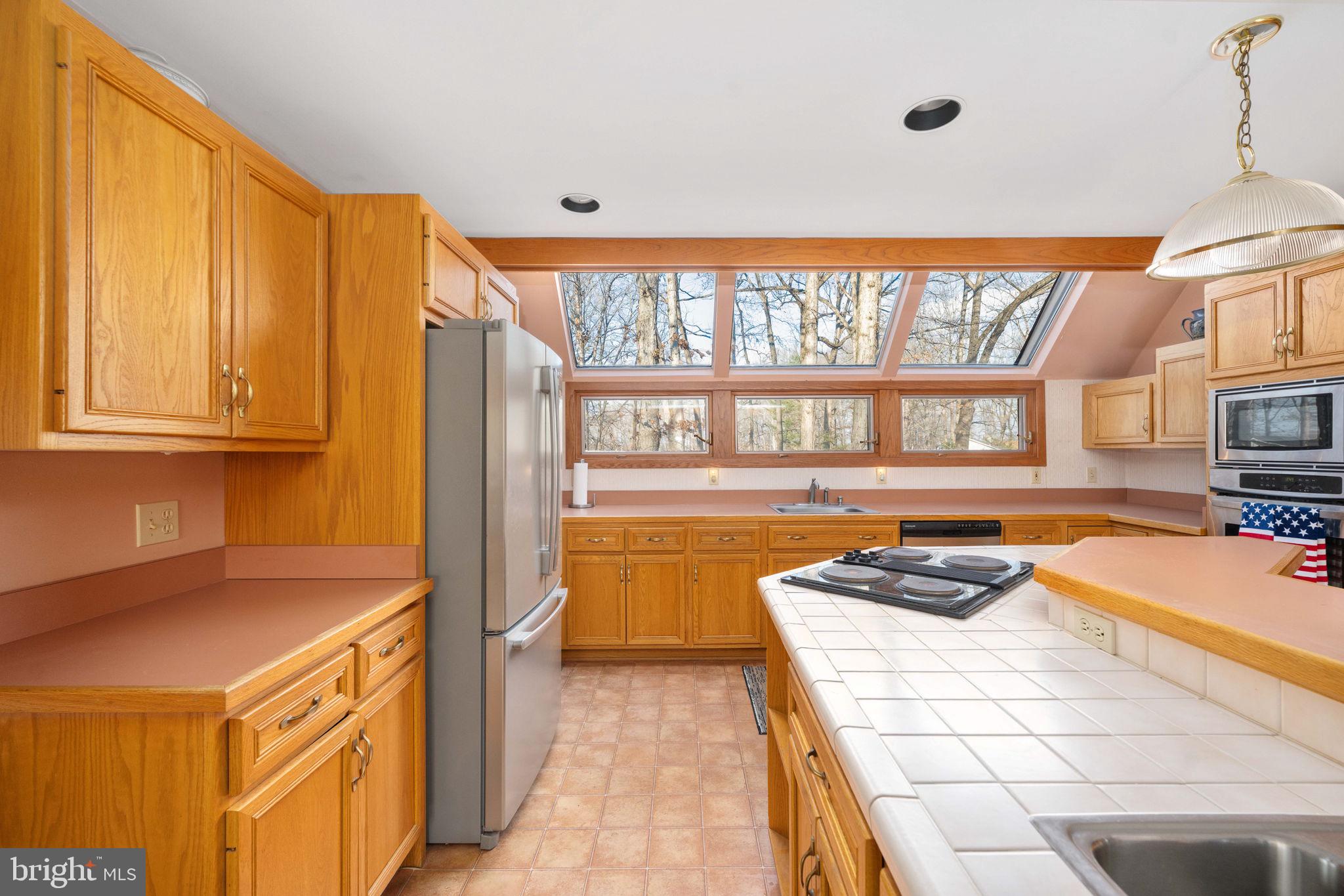 TARA WOODS - Residential