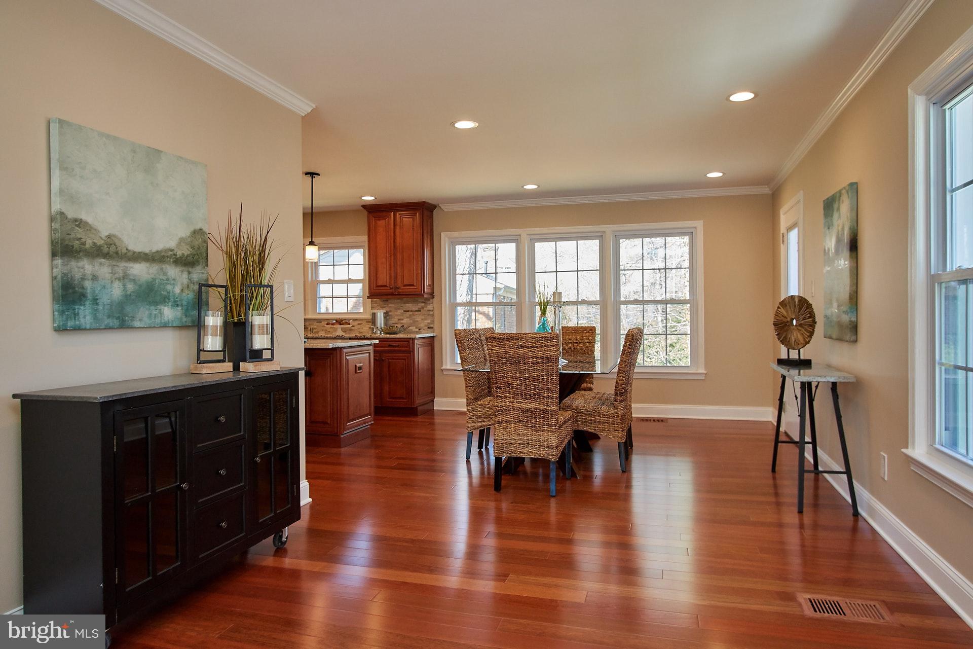 CHAPEL SQUARE - Residential