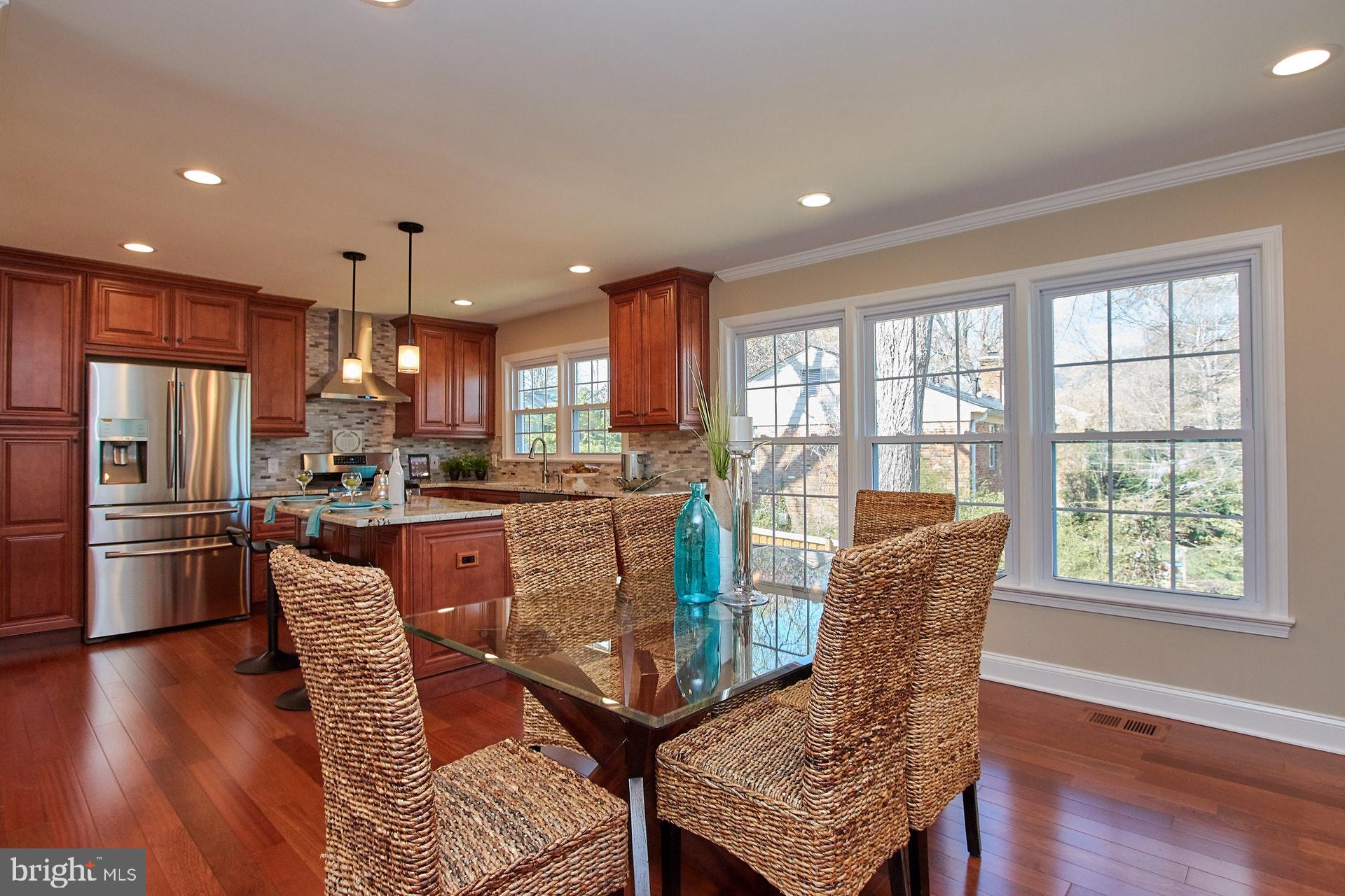 CHAPEL SQUARE - Residential