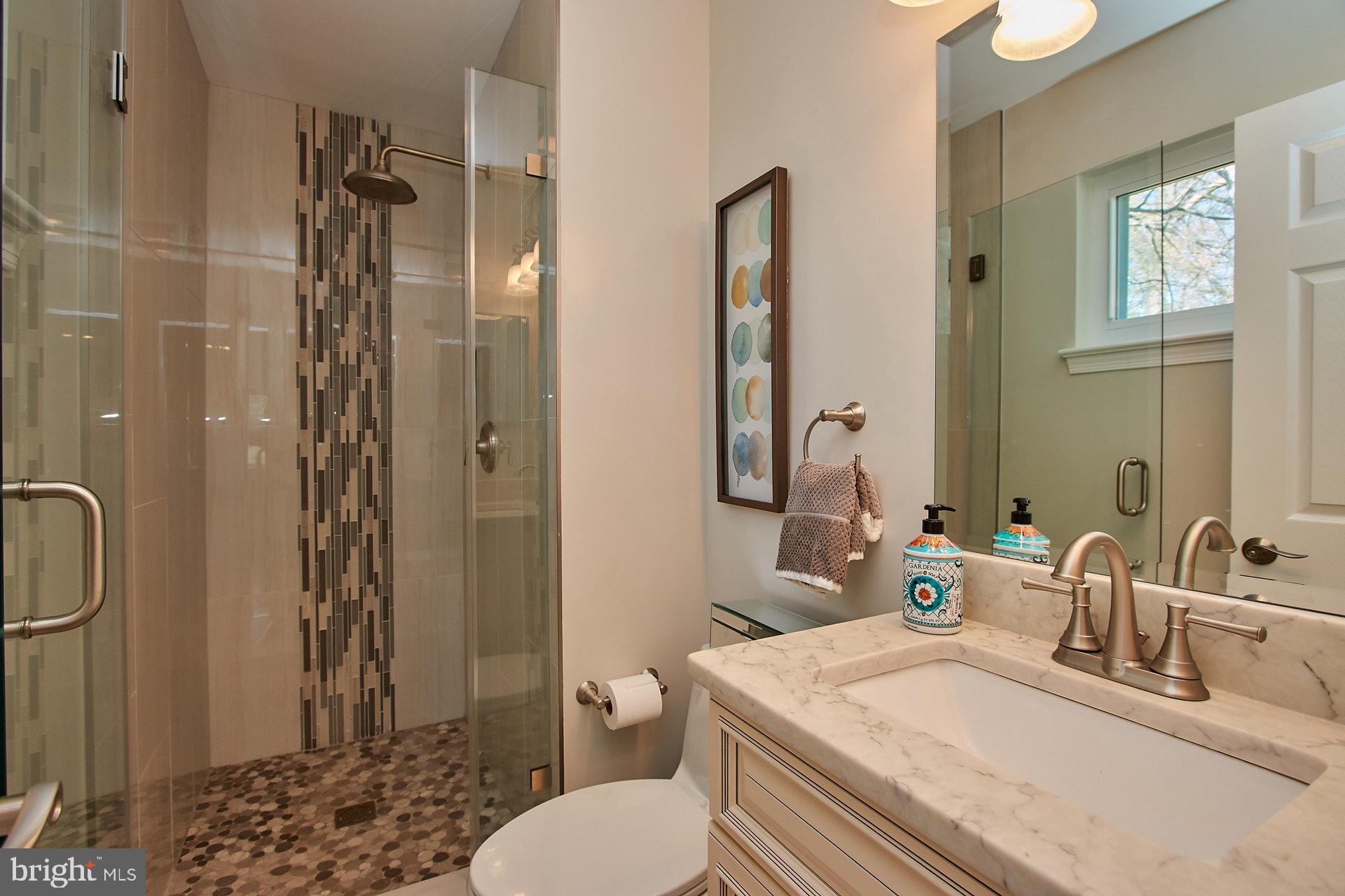 CHAPEL SQUARE - Residential