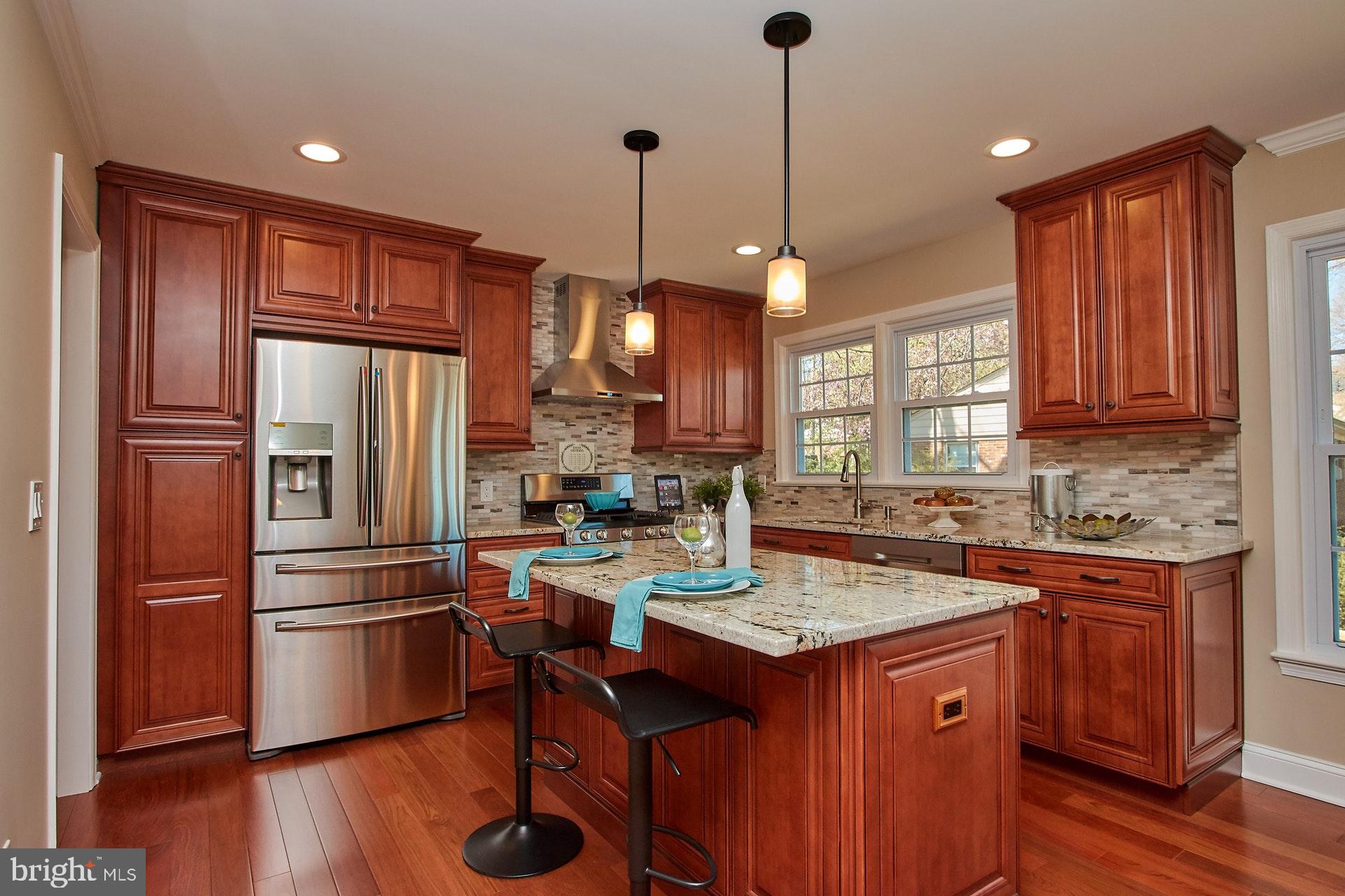 CHAPEL SQUARE - Residential