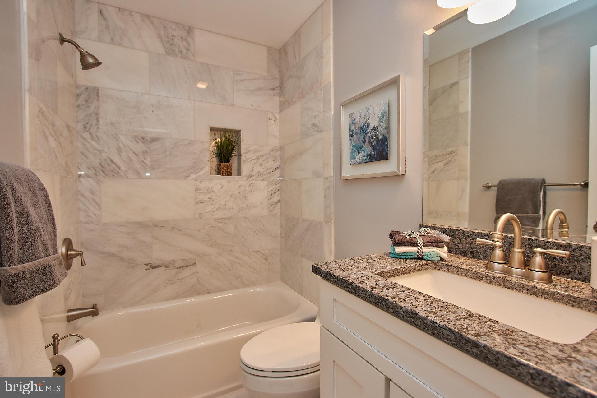 CHAPEL SQUARE - Residential