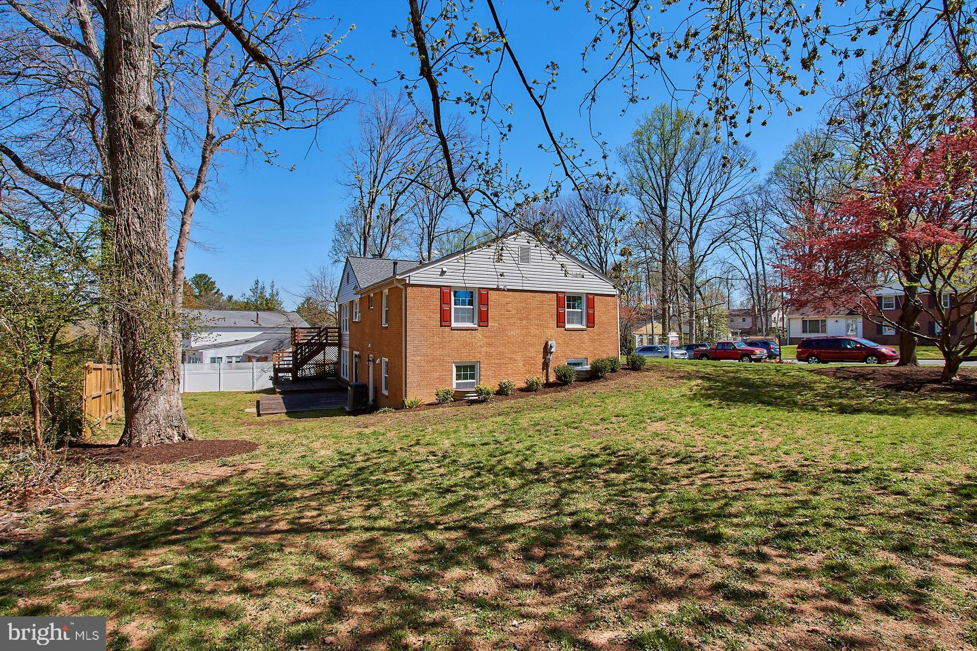 CHAPEL SQUARE - Residential