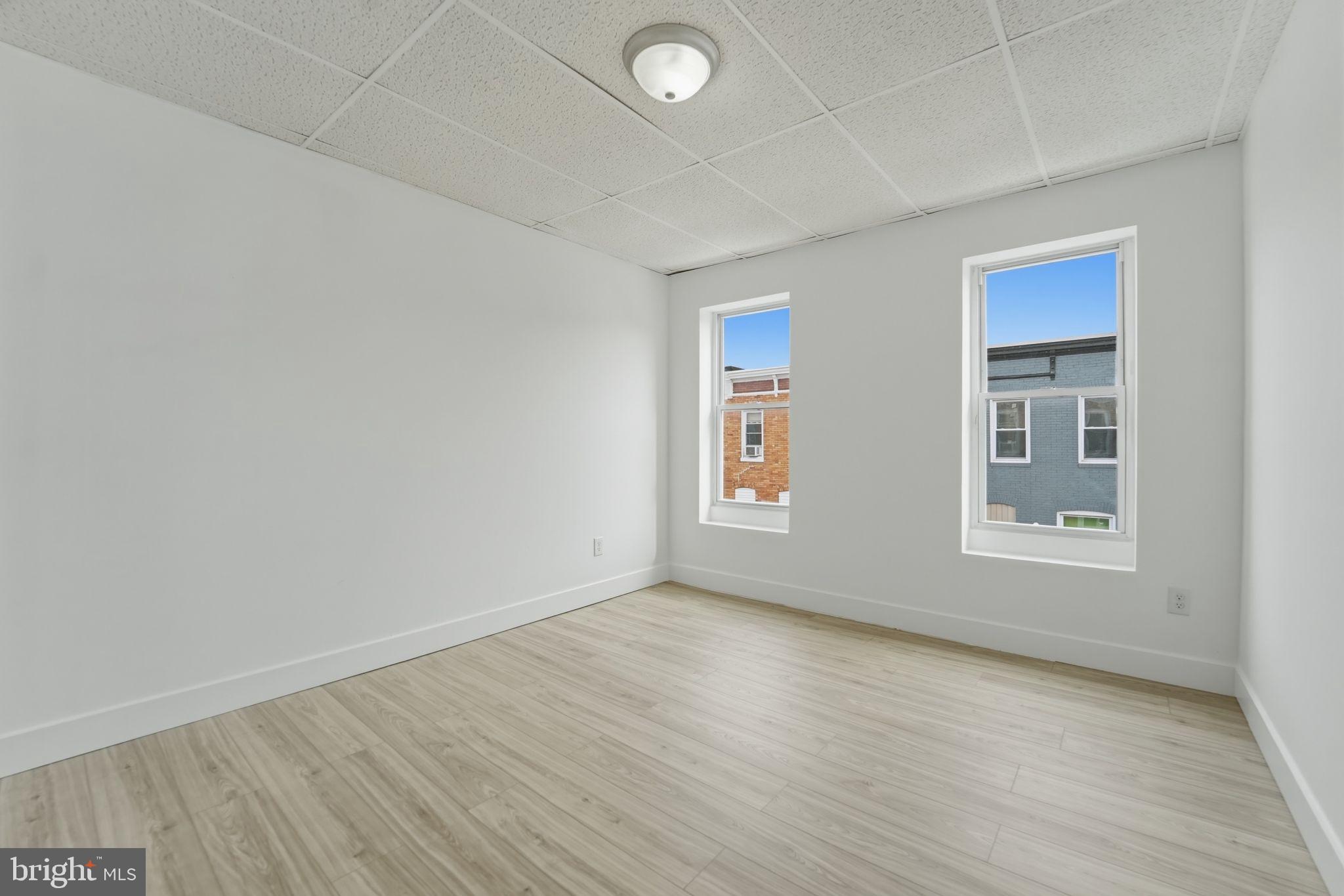 MADISON EASTEND - Residential