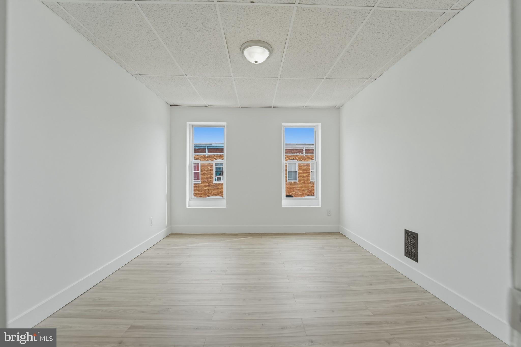 MADISON EASTEND - Residential