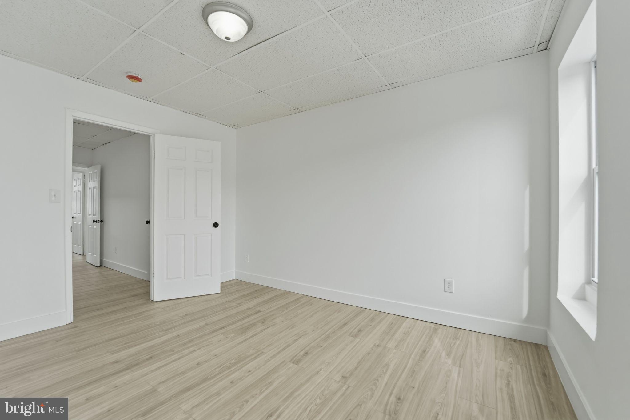 MADISON EASTEND - Residential