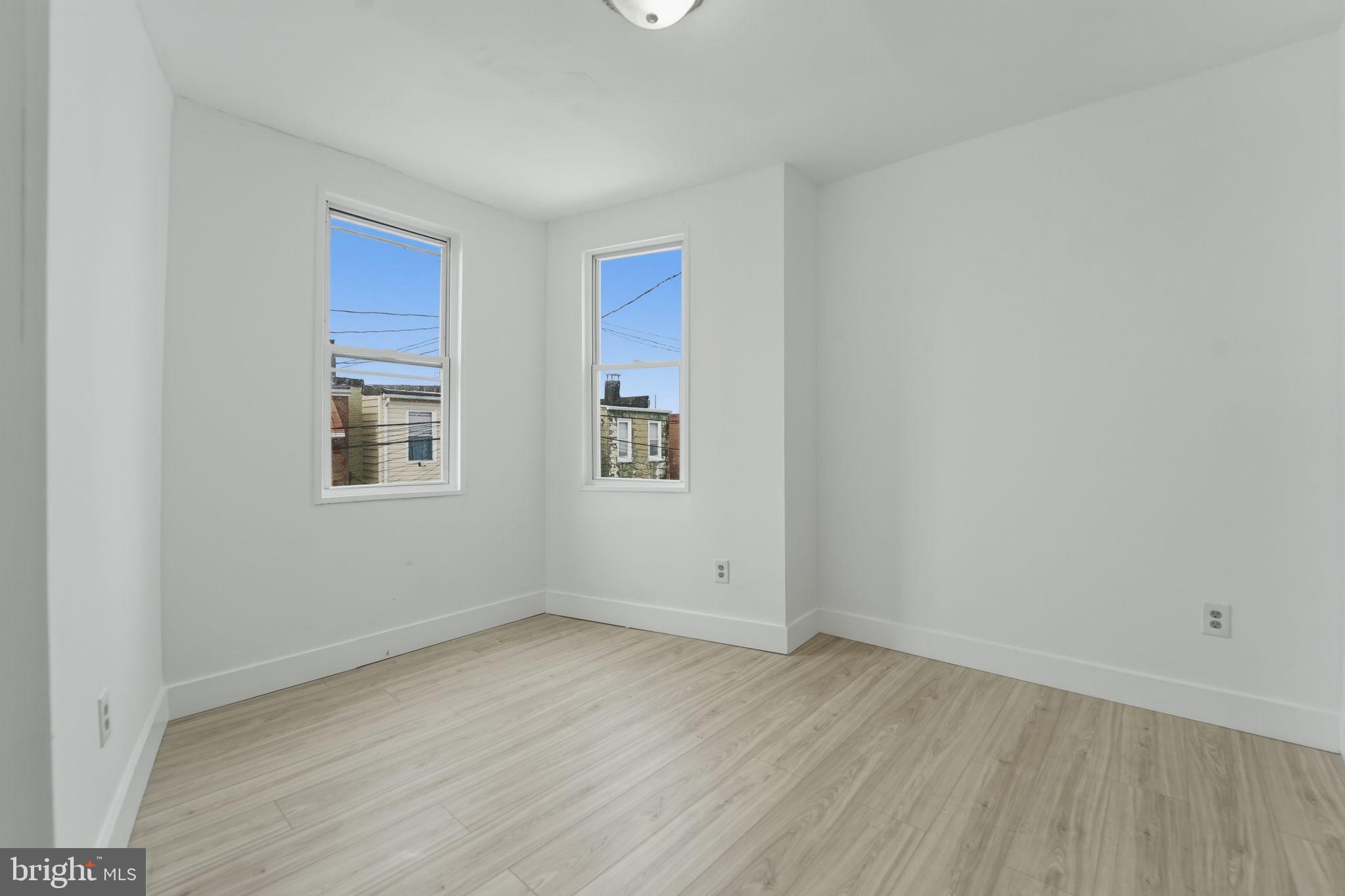 MADISON EASTEND - Residential