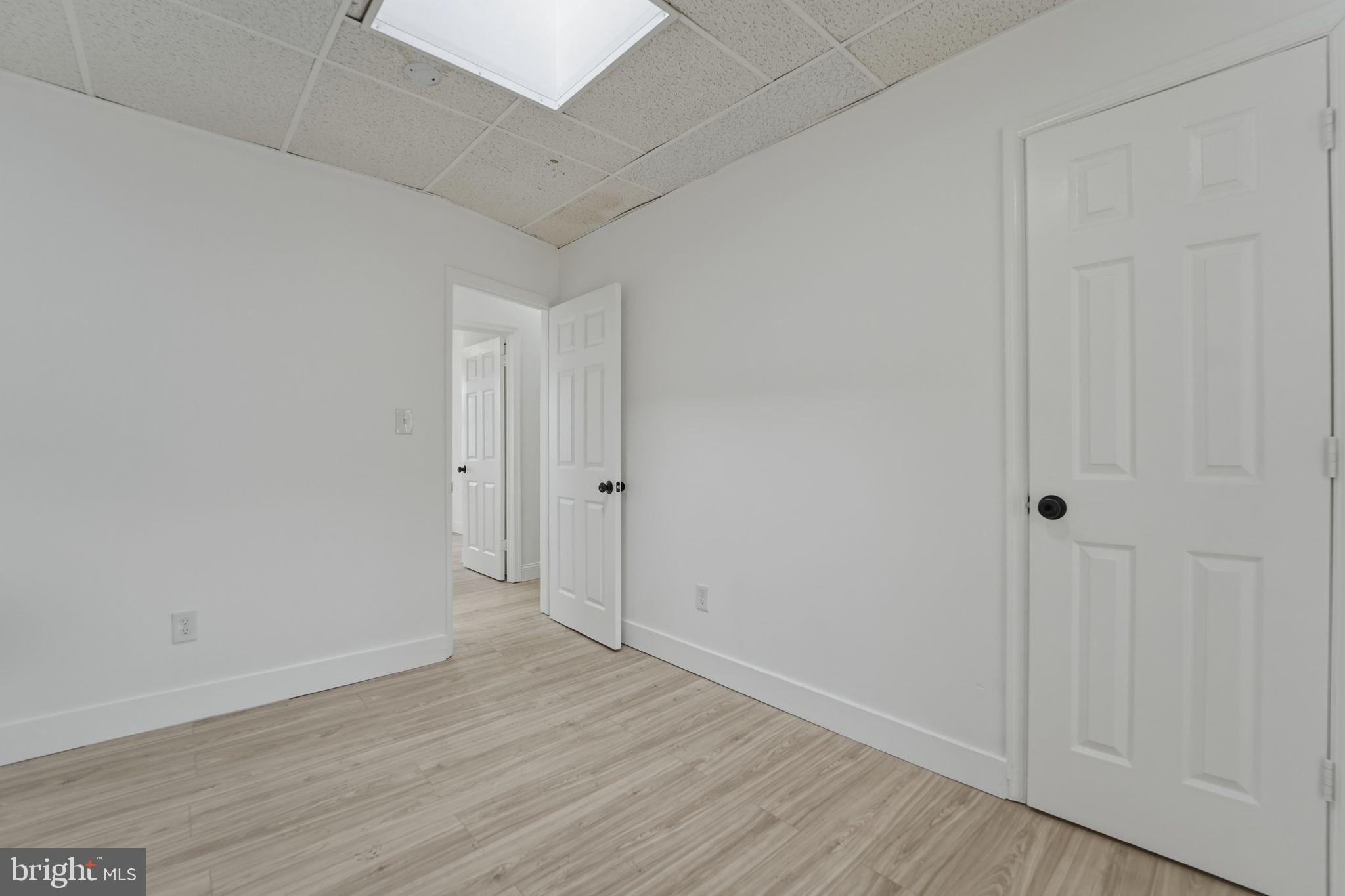 MADISON EASTEND - Residential