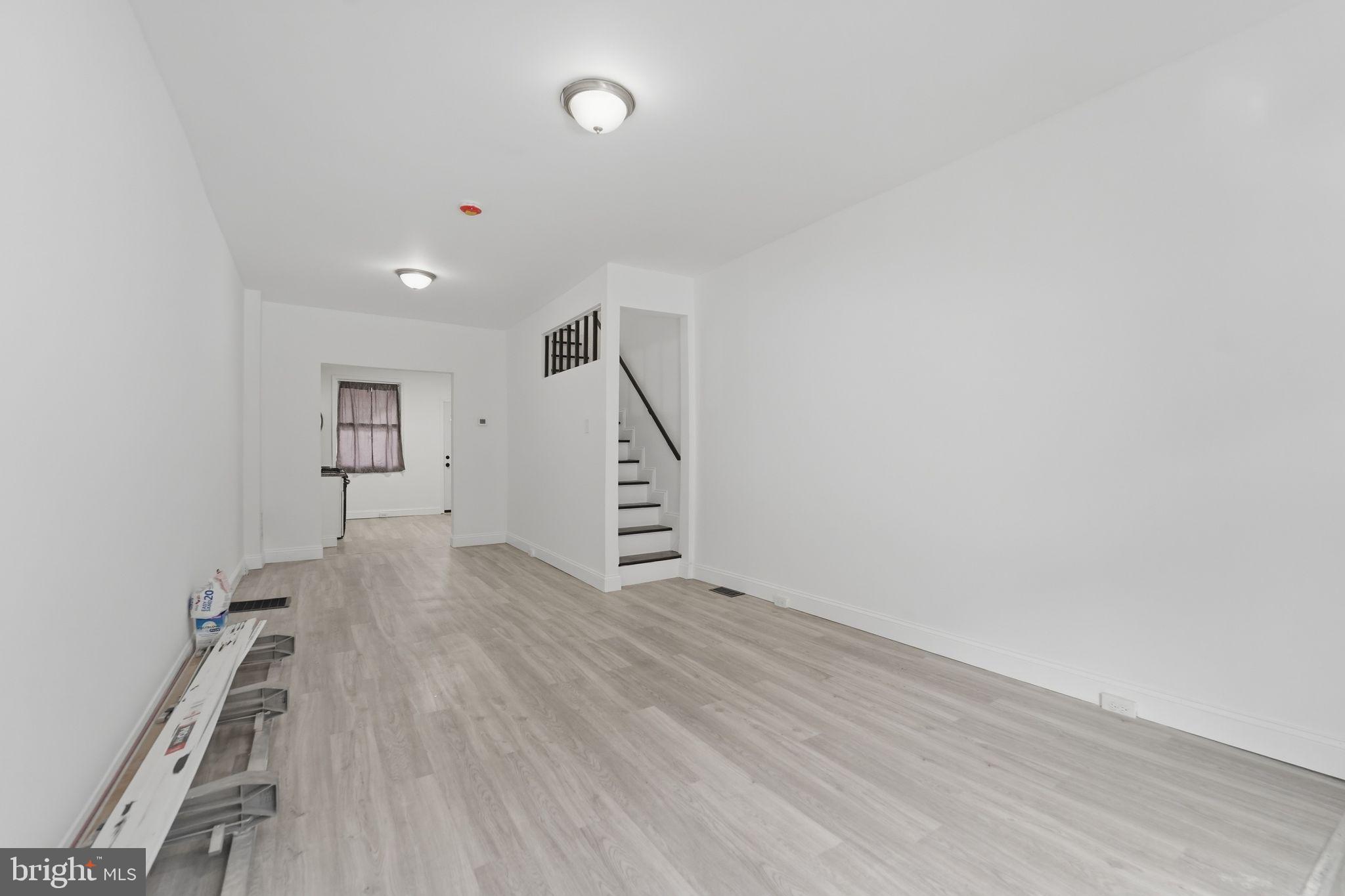 MADISON EASTEND - Residential