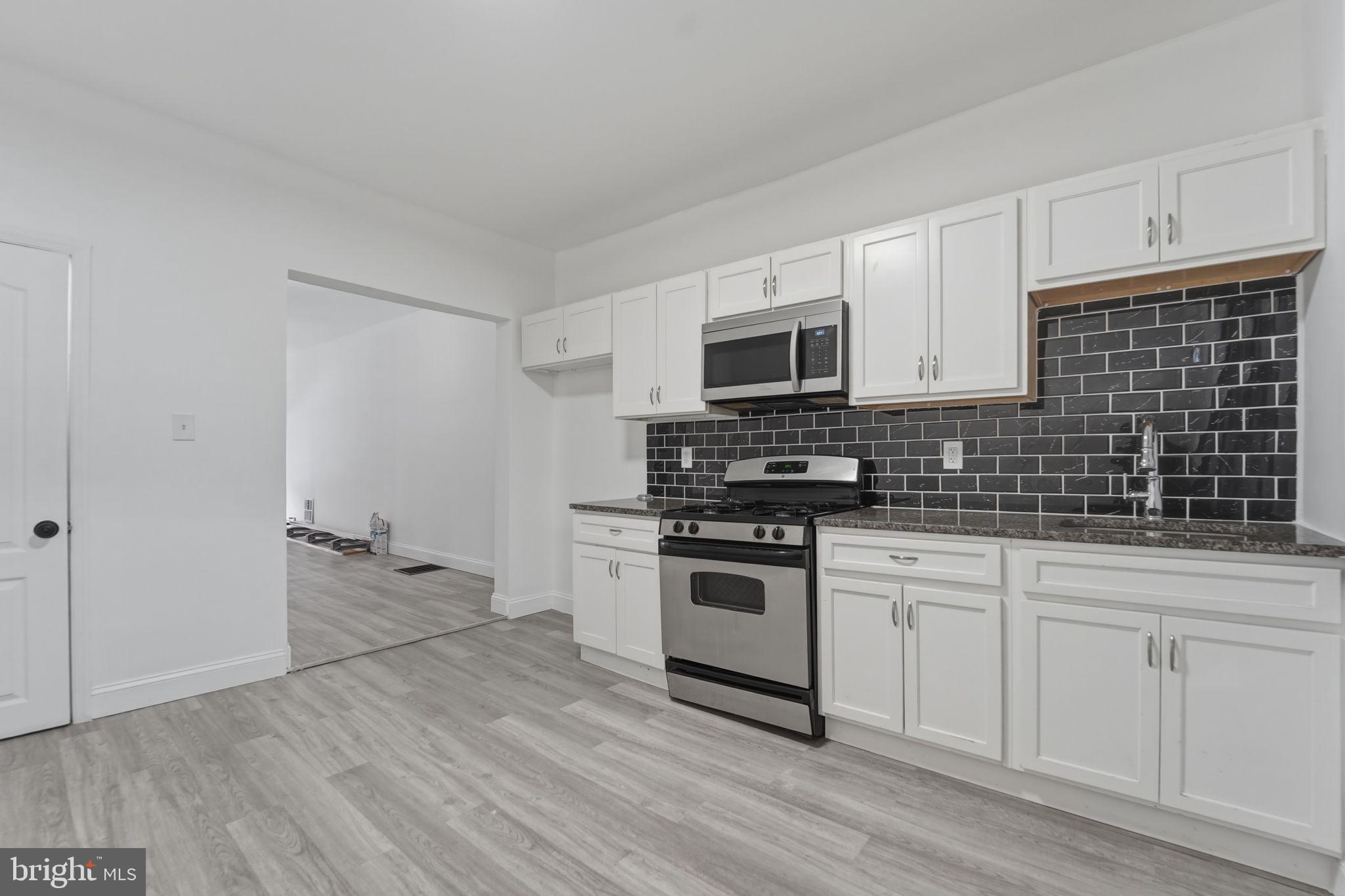 MADISON EASTEND - Residential