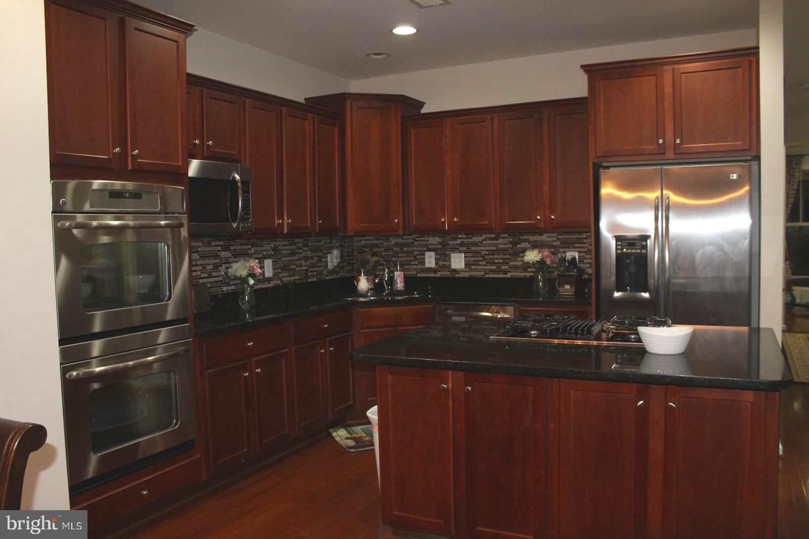 22167 NAPIER TERRACE