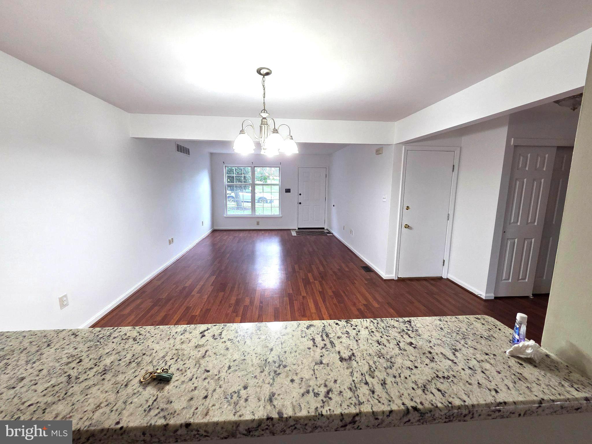 1146 OXFORD CIRCLE