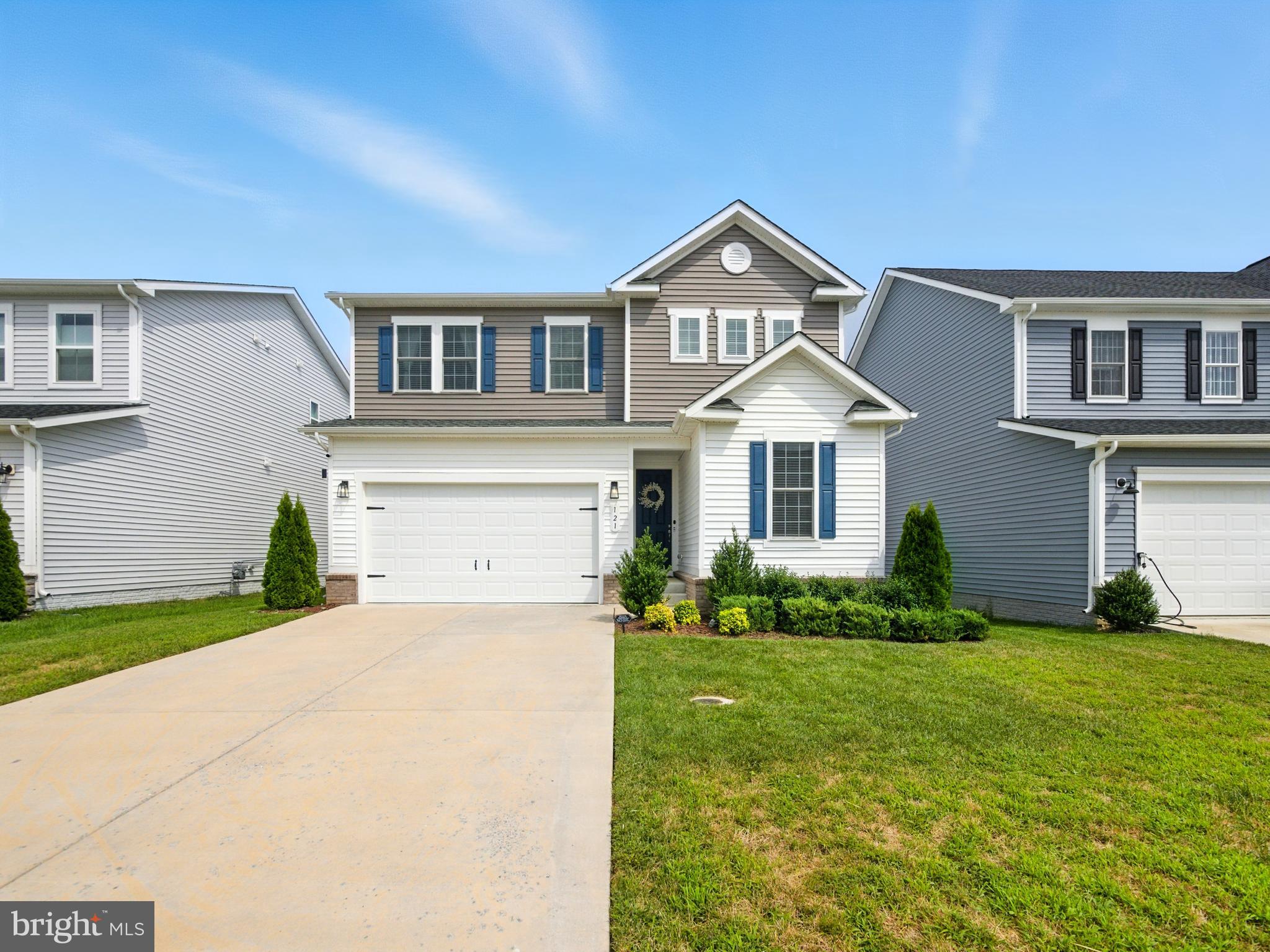 RAVEN OAKS - Residential