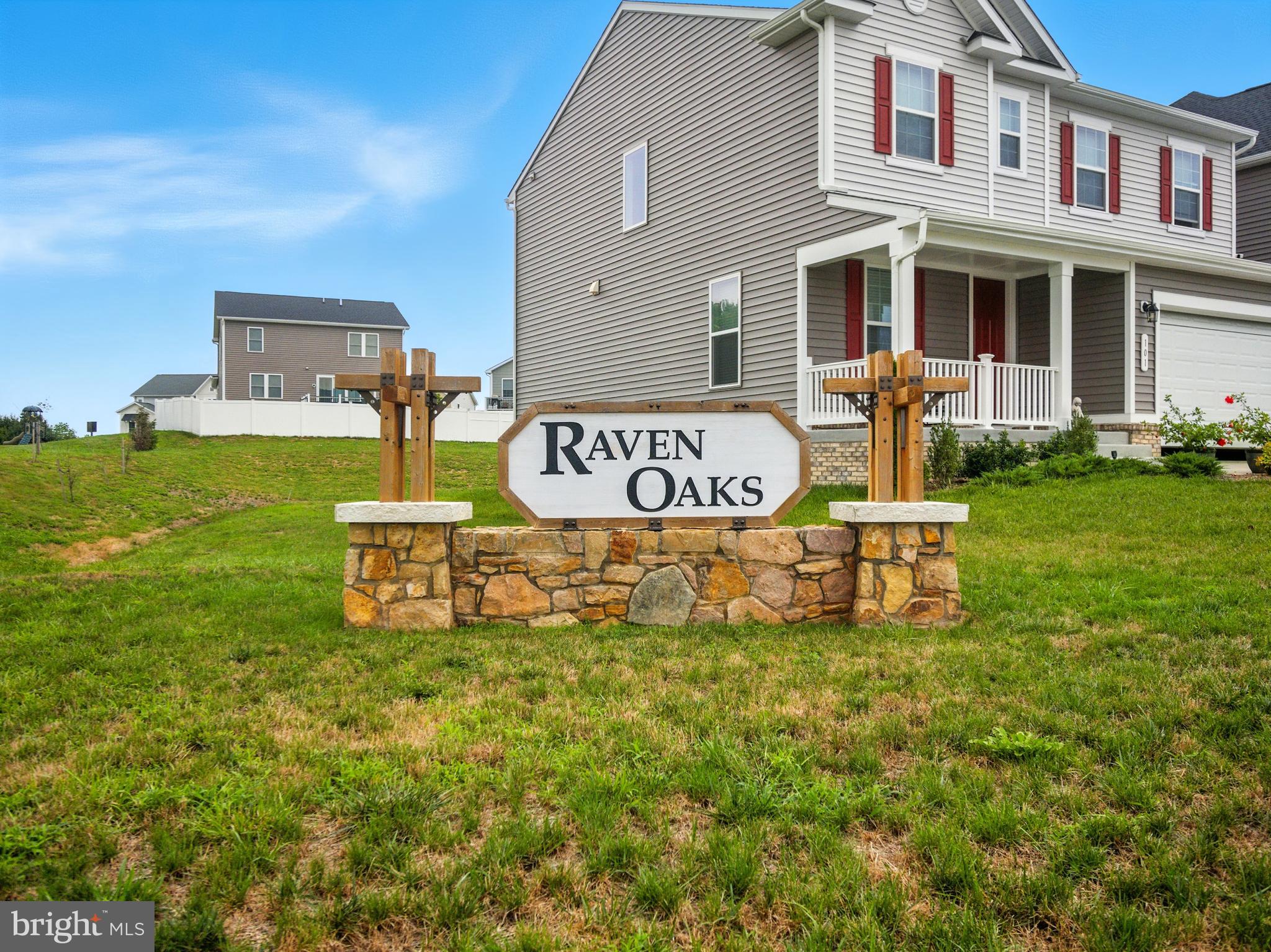 RAVEN OAKS - Residential
