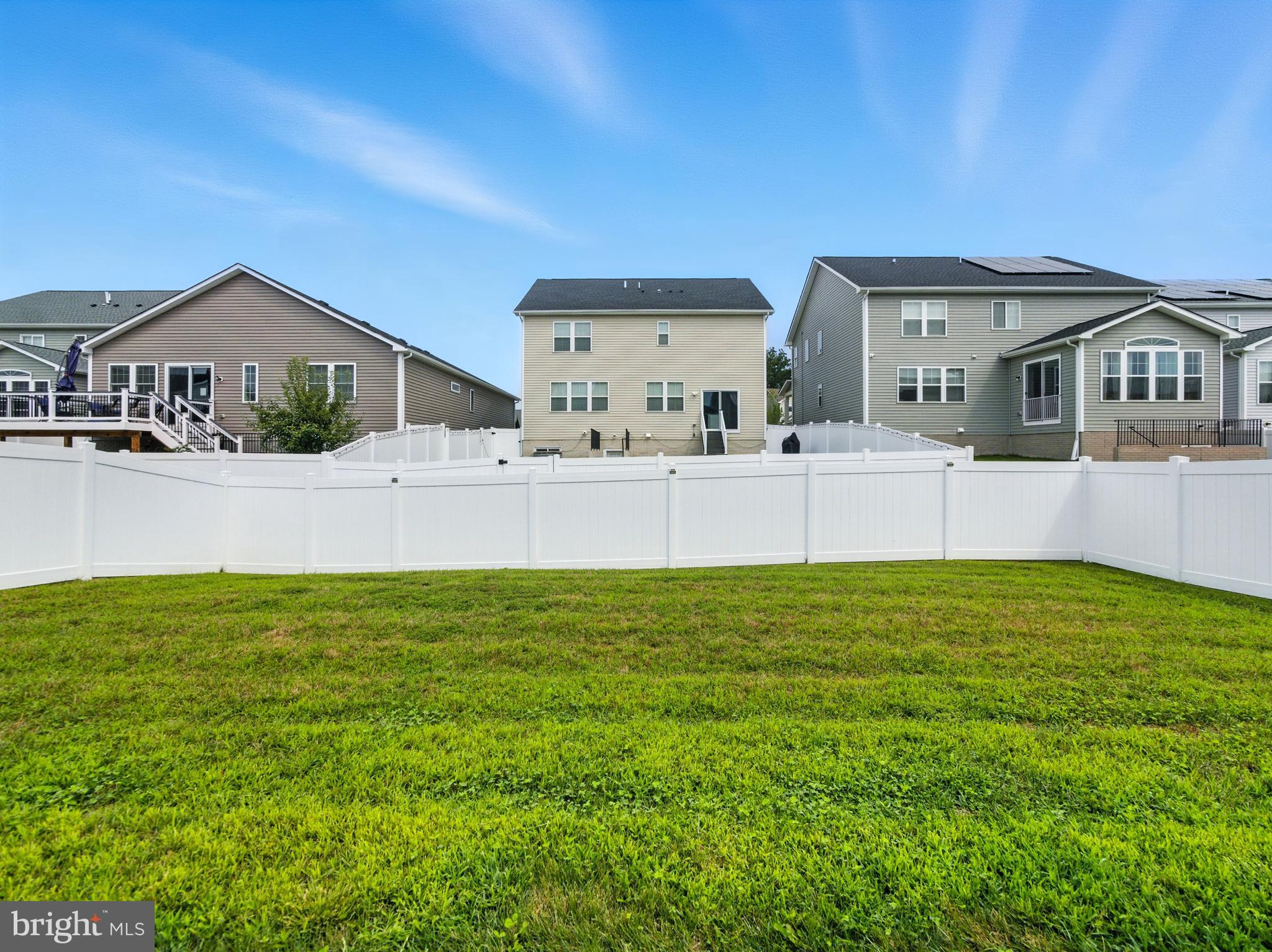 RAVEN OAKS - Residential