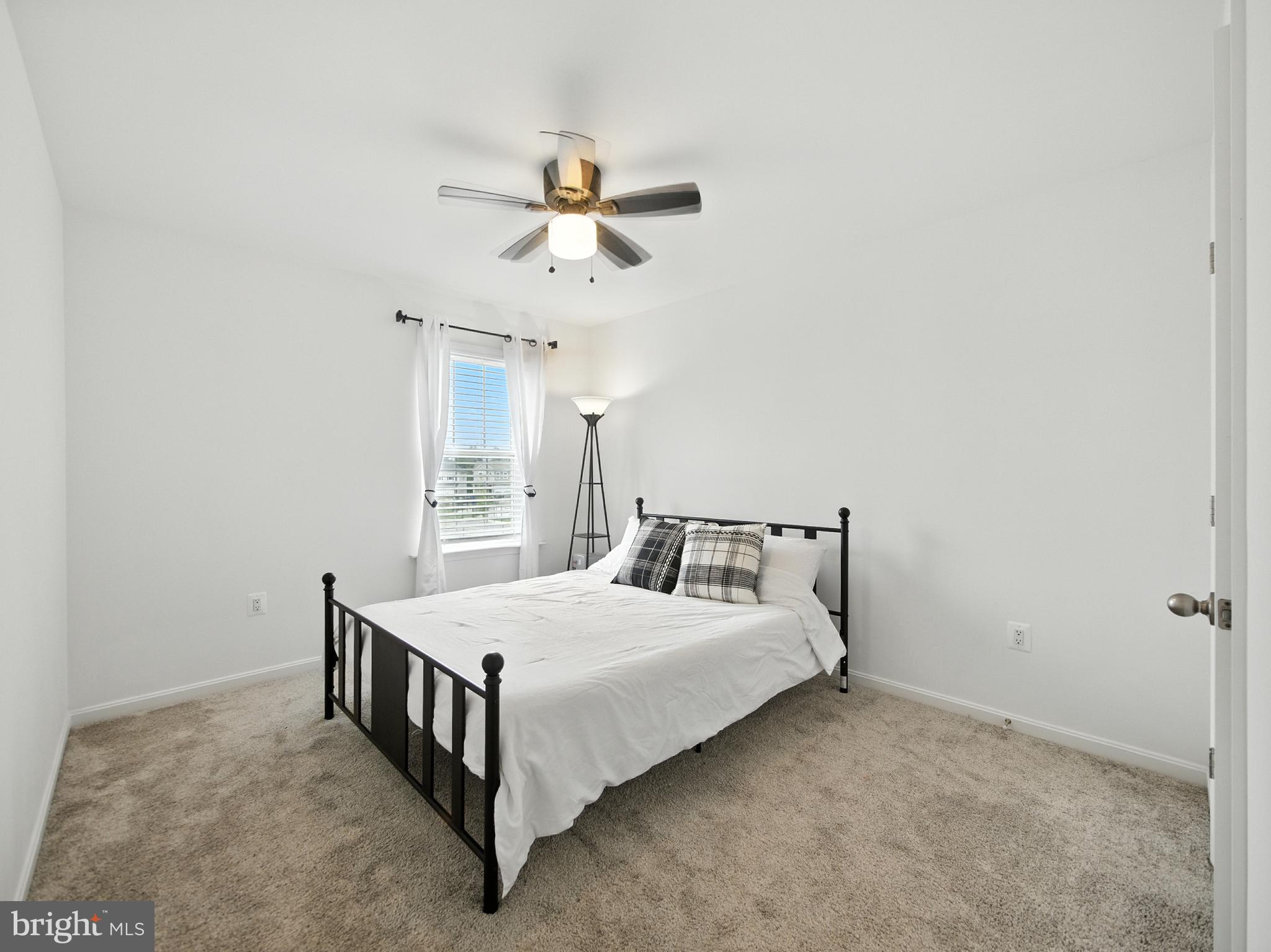 RAVEN OAKS - Residential