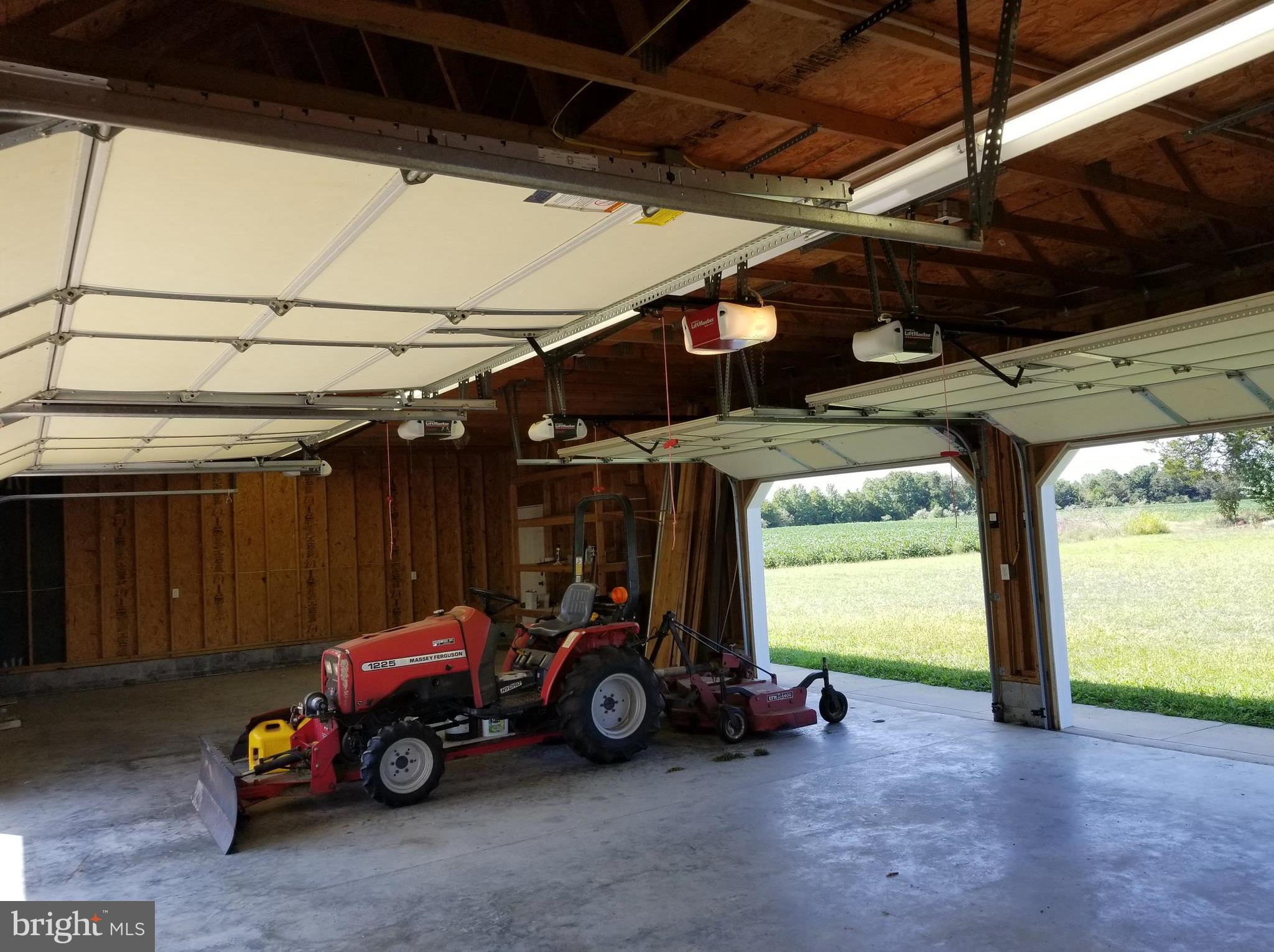 ASHLAND MEADOWS - Residential