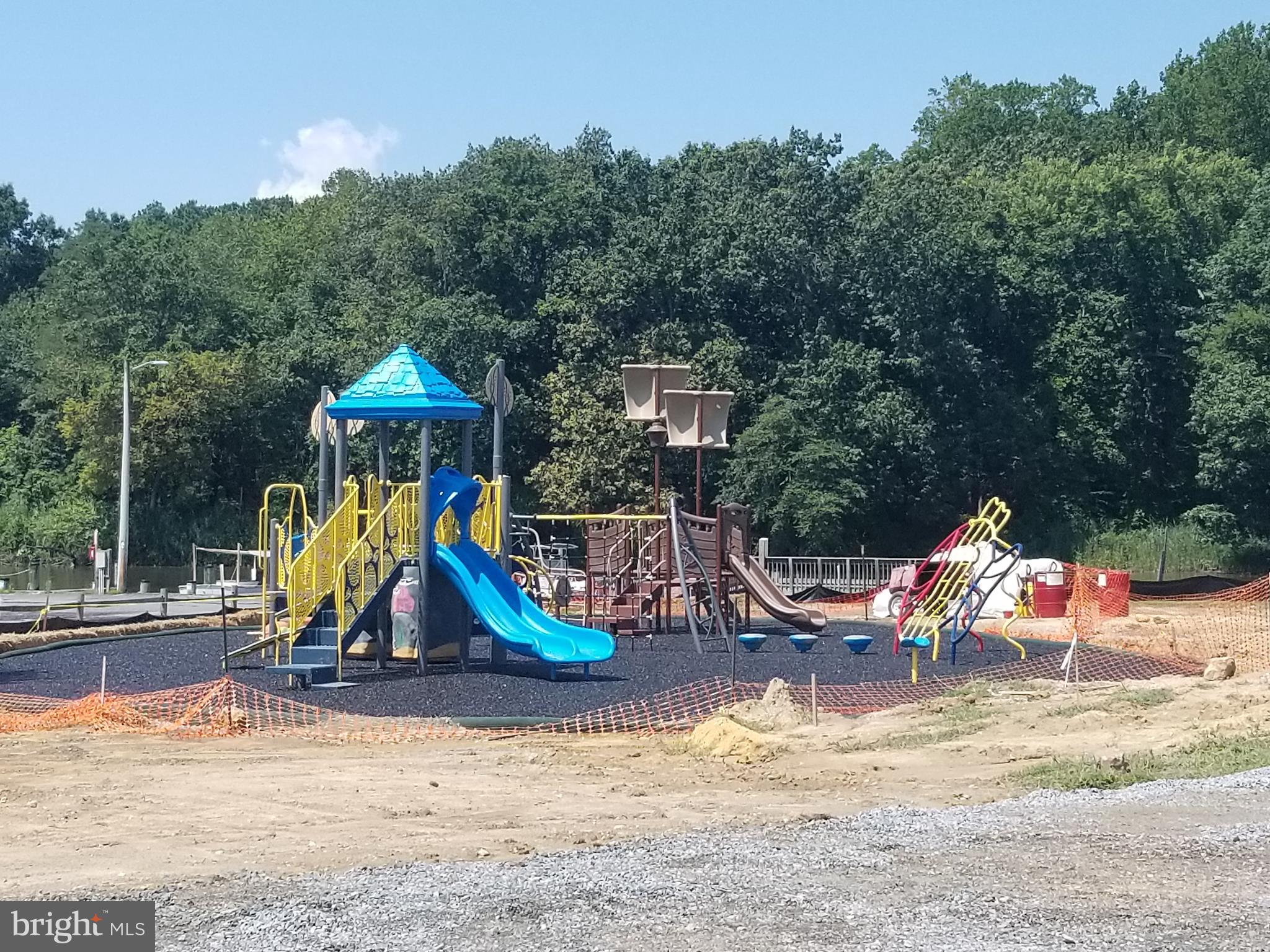 ASHLAND MEADOWS - Residential