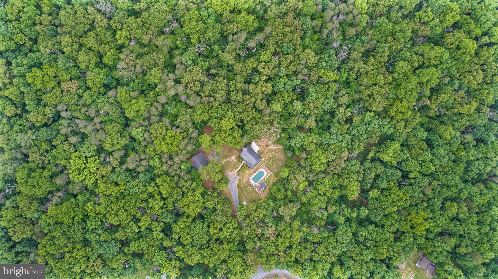 489 GOODVIEW DRIVE