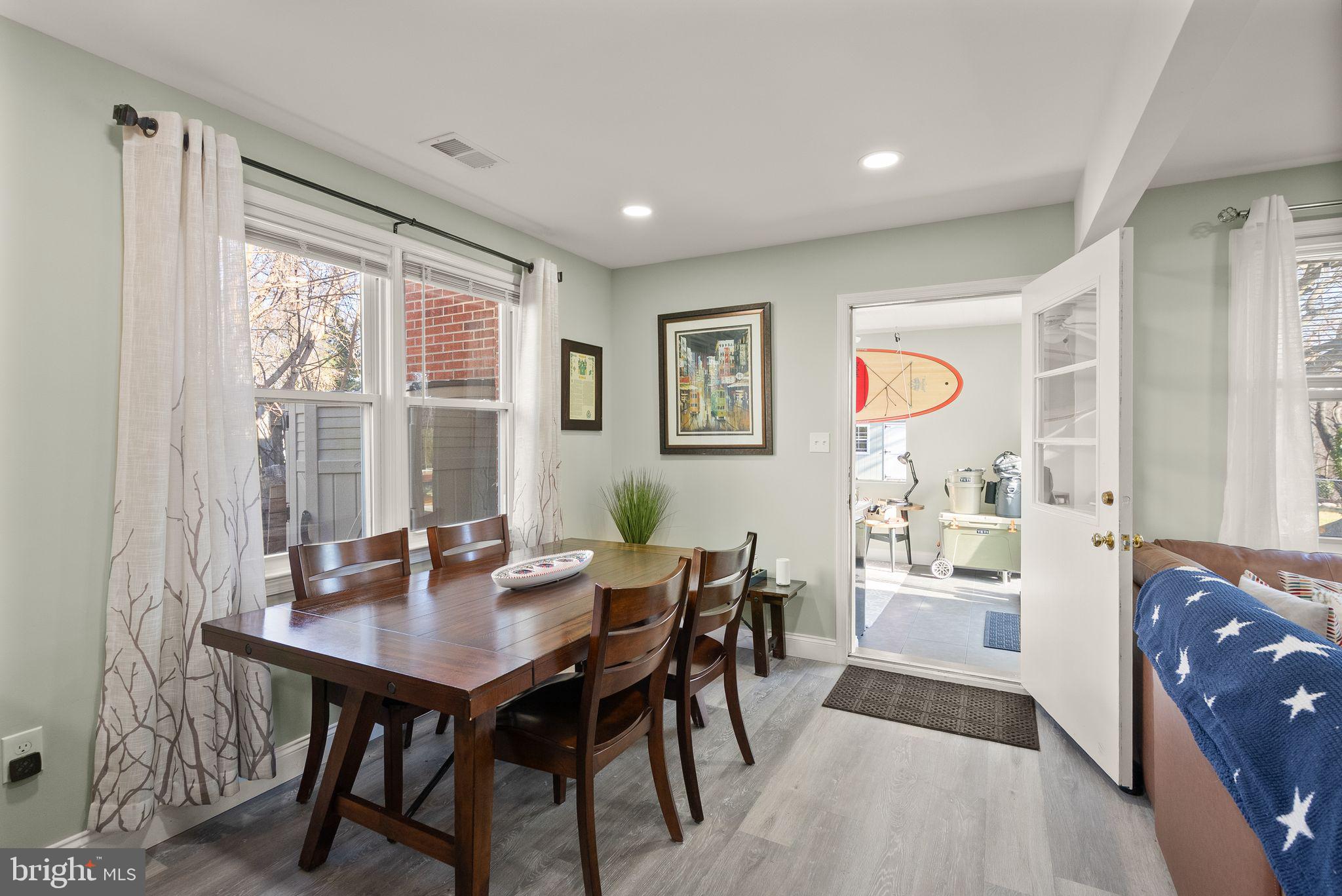 VIRGINIA HILLS - Residential