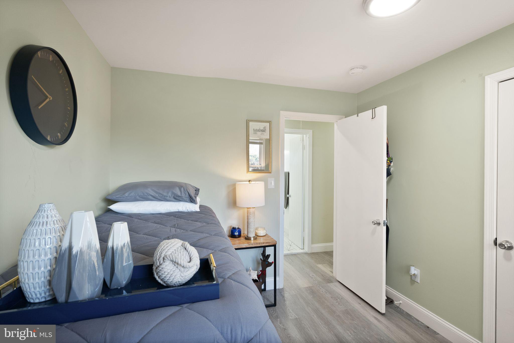 VIRGINIA HILLS - Residential