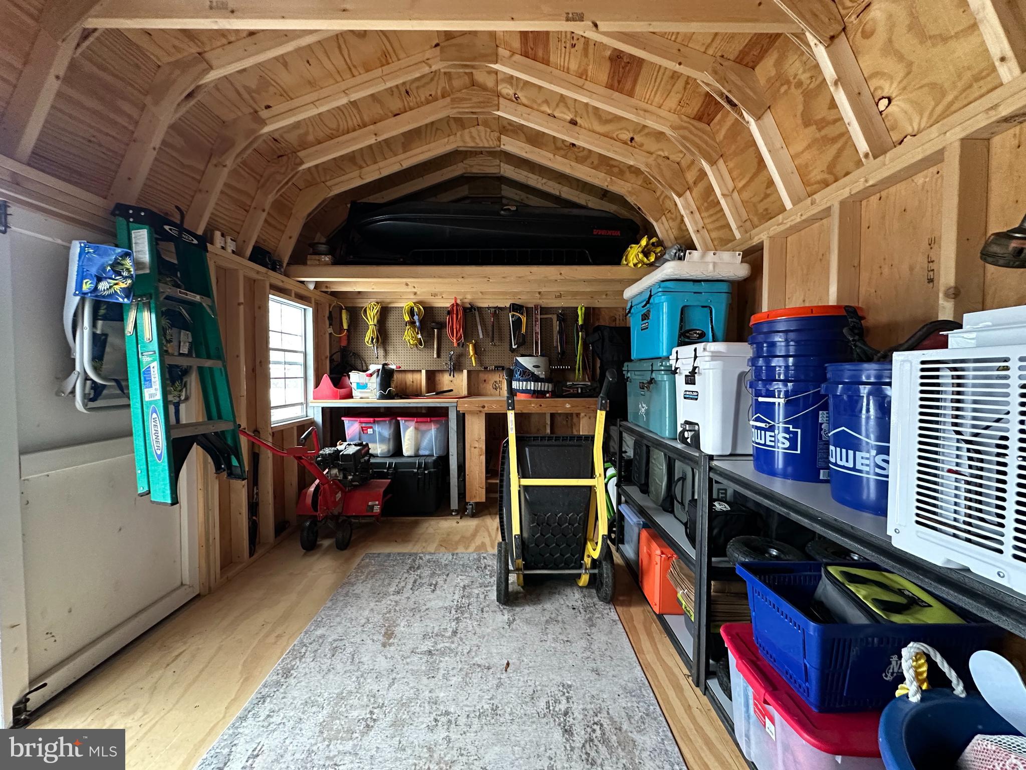 VIRGINIA HILLS - Residential