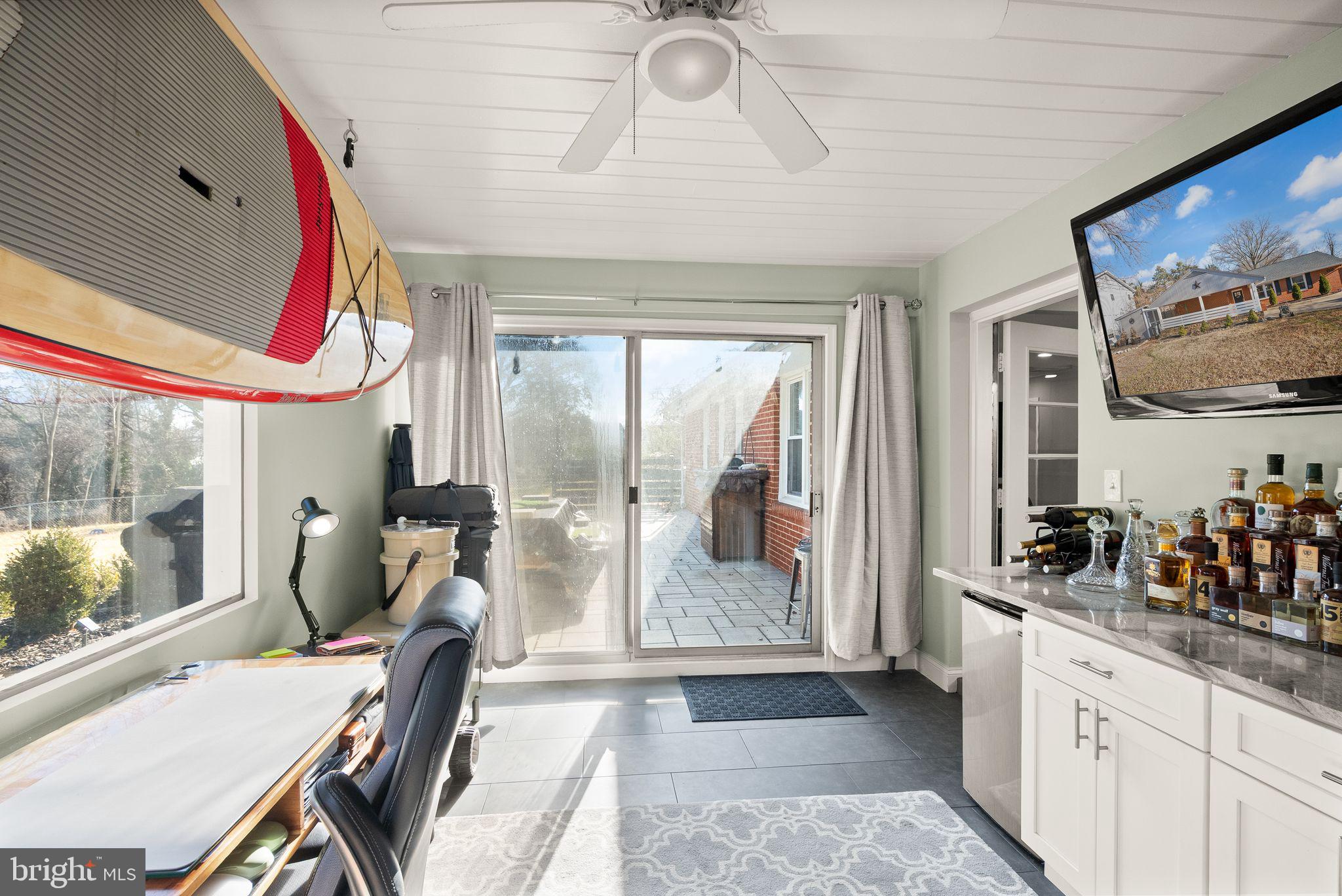 VIRGINIA HILLS - Residential