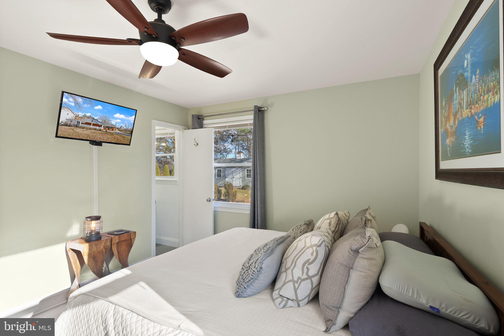 VIRGINIA HILLS - Residential