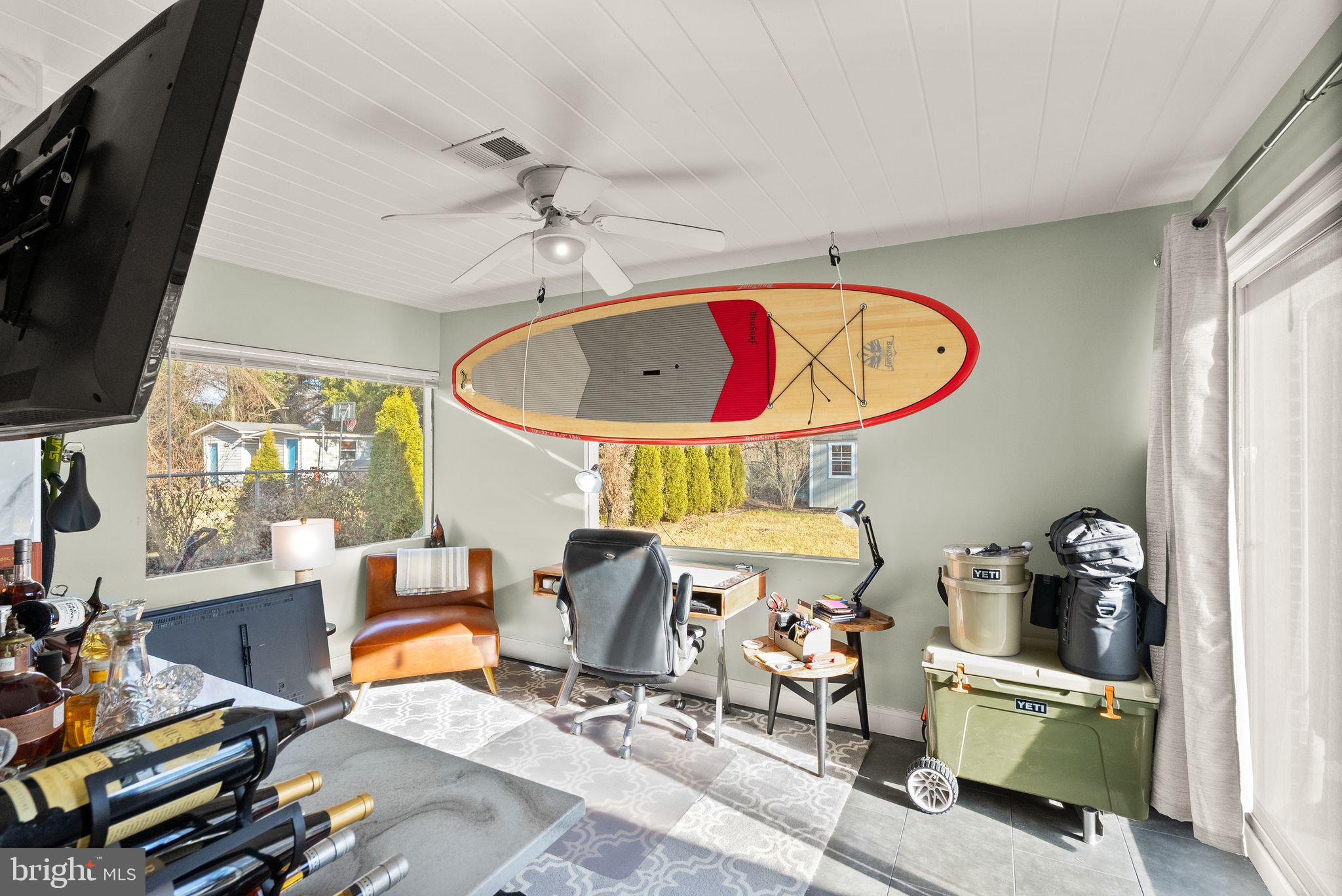 VIRGINIA HILLS - Residential