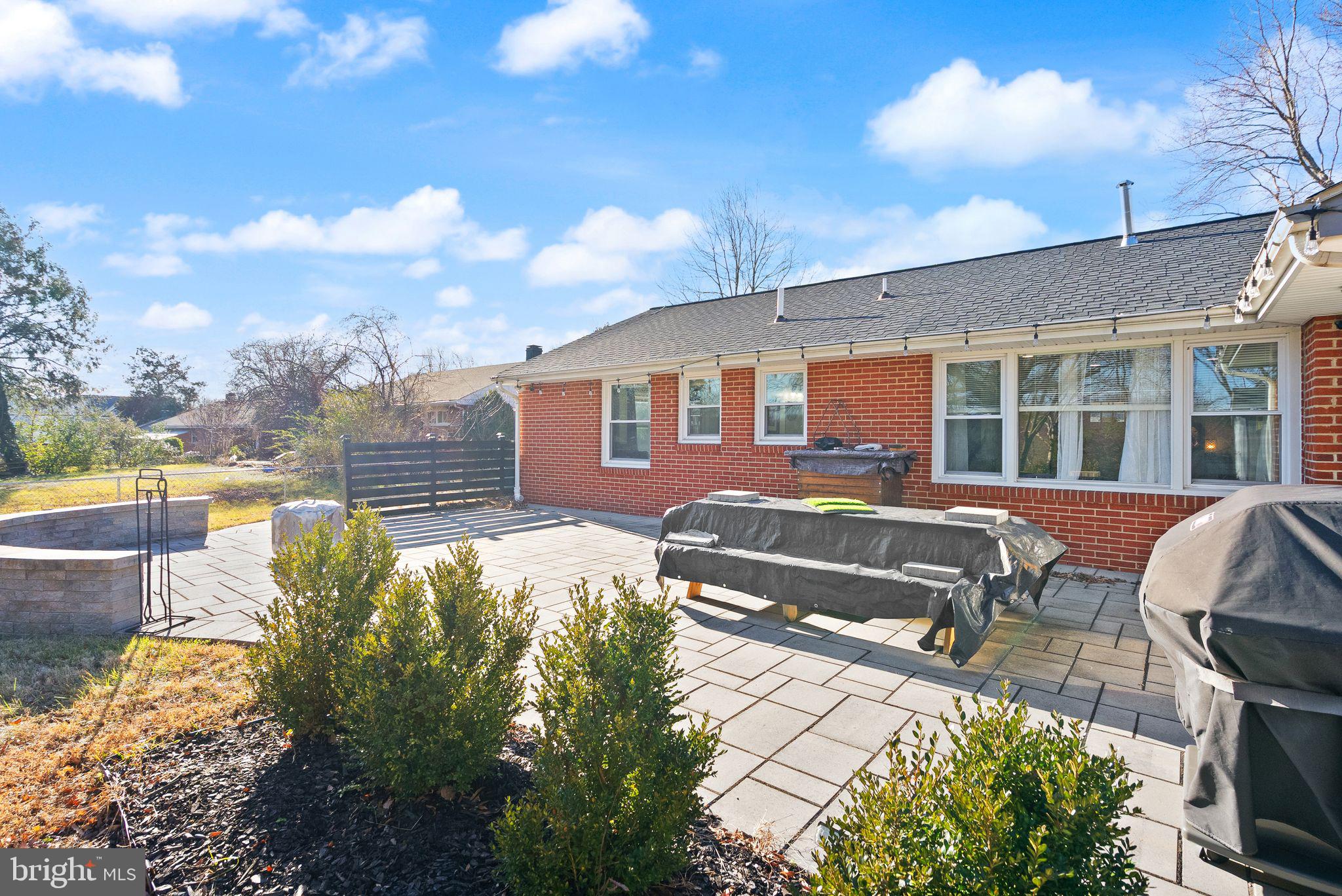 VIRGINIA HILLS - Residential