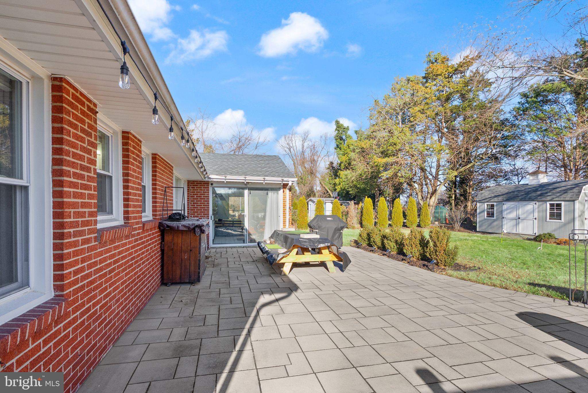 VIRGINIA HILLS - Residential