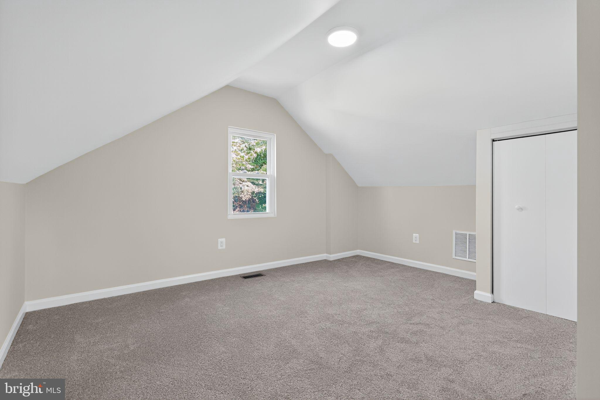 WILLIAMSPORT - Residential