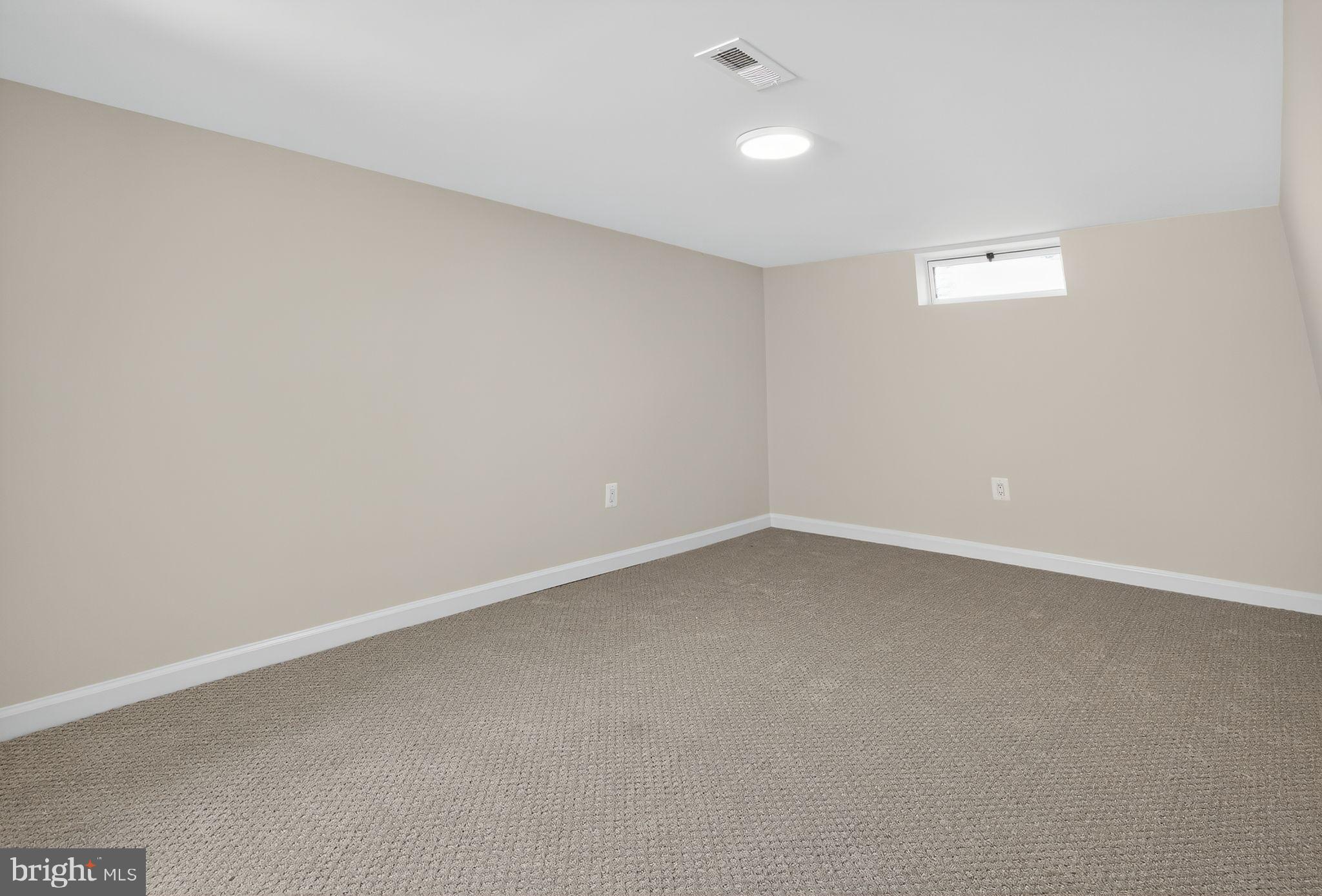 WILLIAMSPORT - Residential