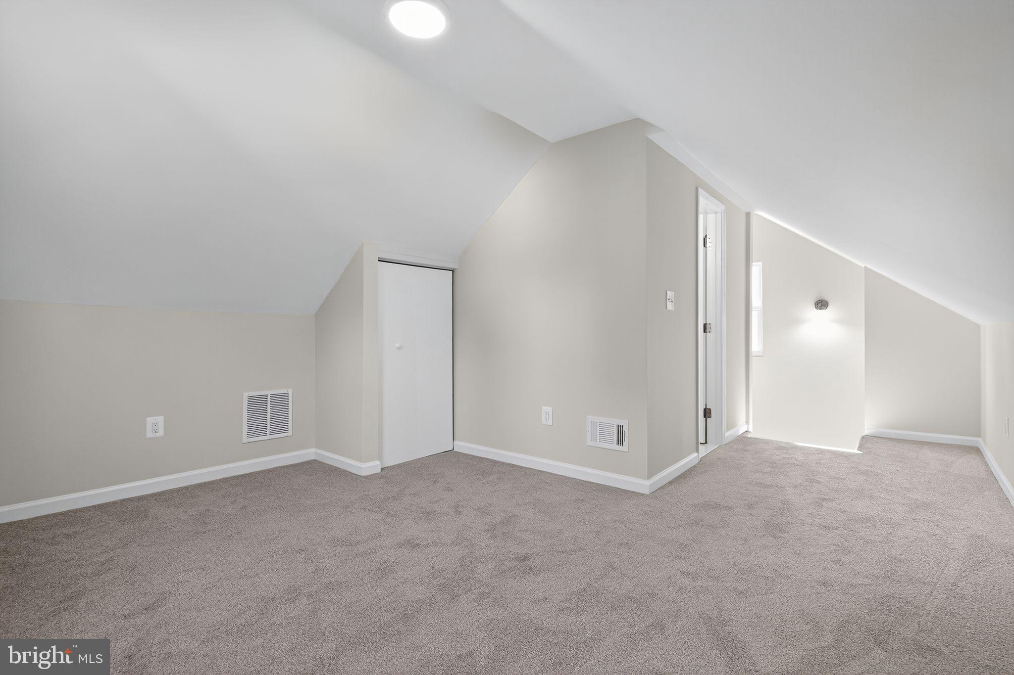 WILLIAMSPORT - Residential