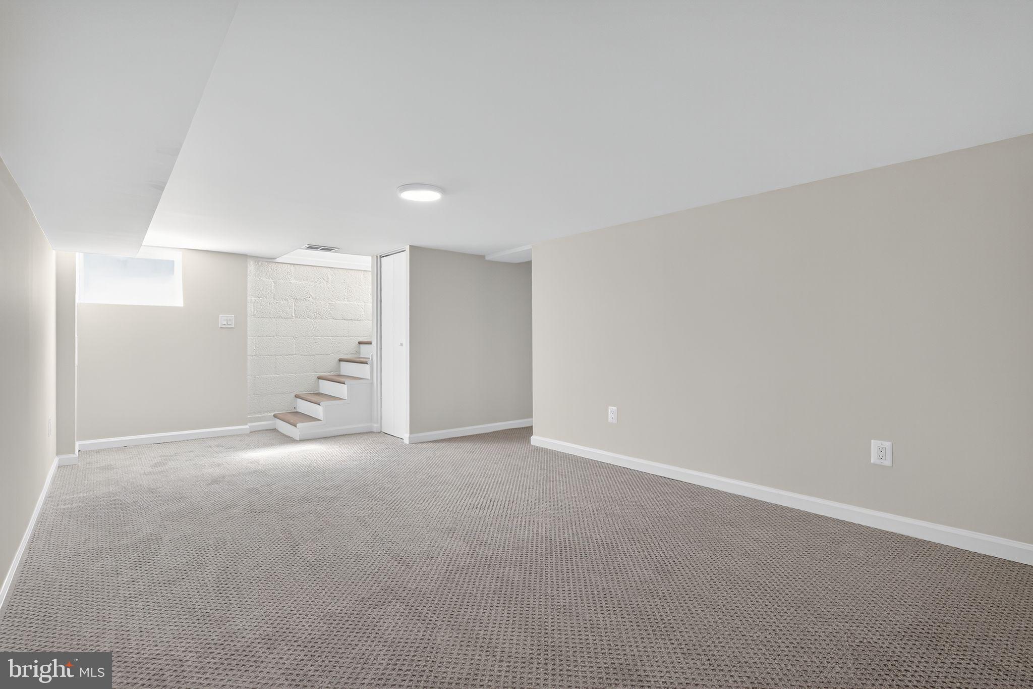 WILLIAMSPORT - Residential