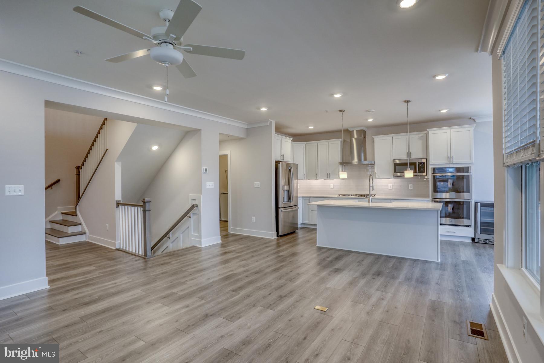 OYSTER HOUSE VILLAGE - Residential